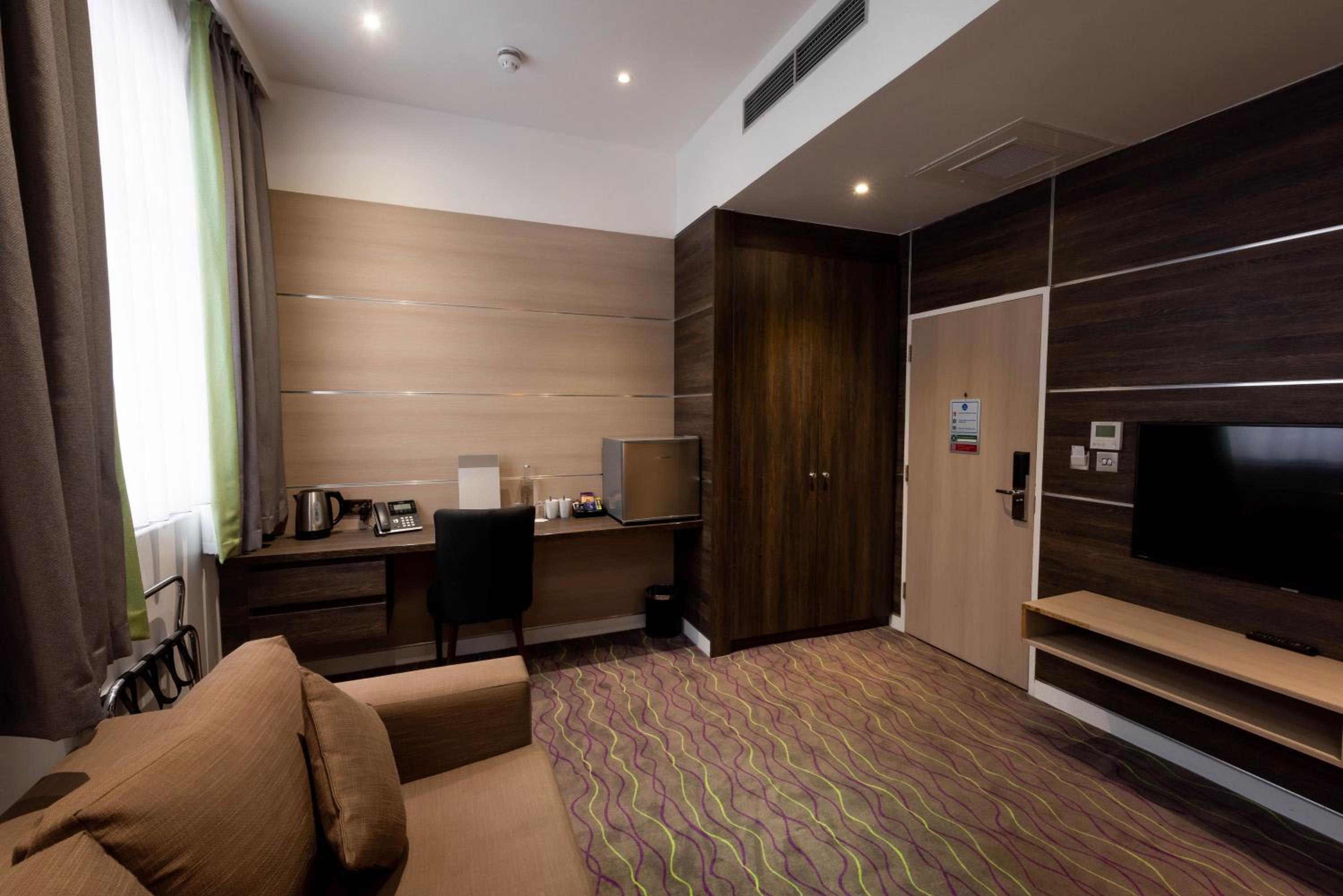 Executive Suite photo 1