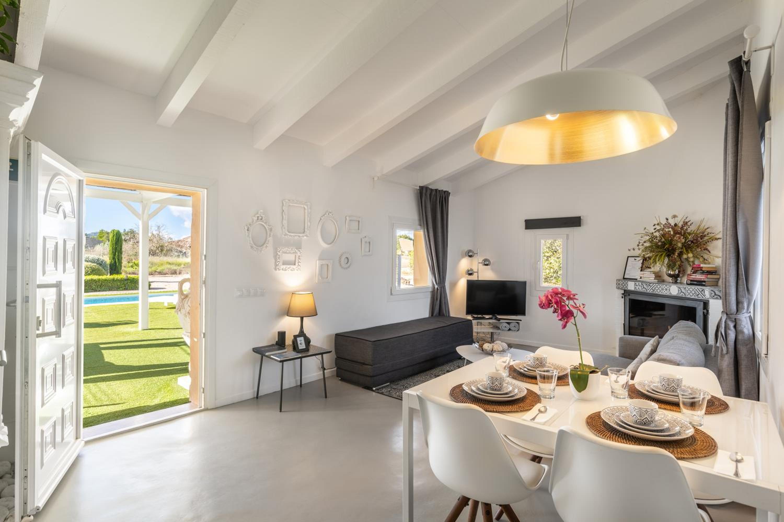 One-Bedroom House