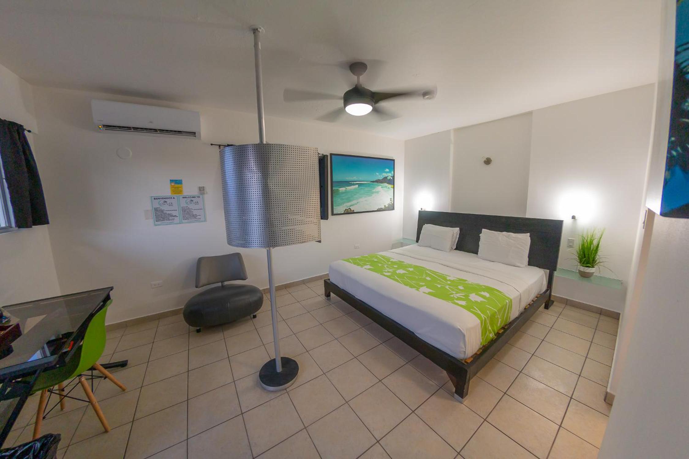 Superior King Room photo 2