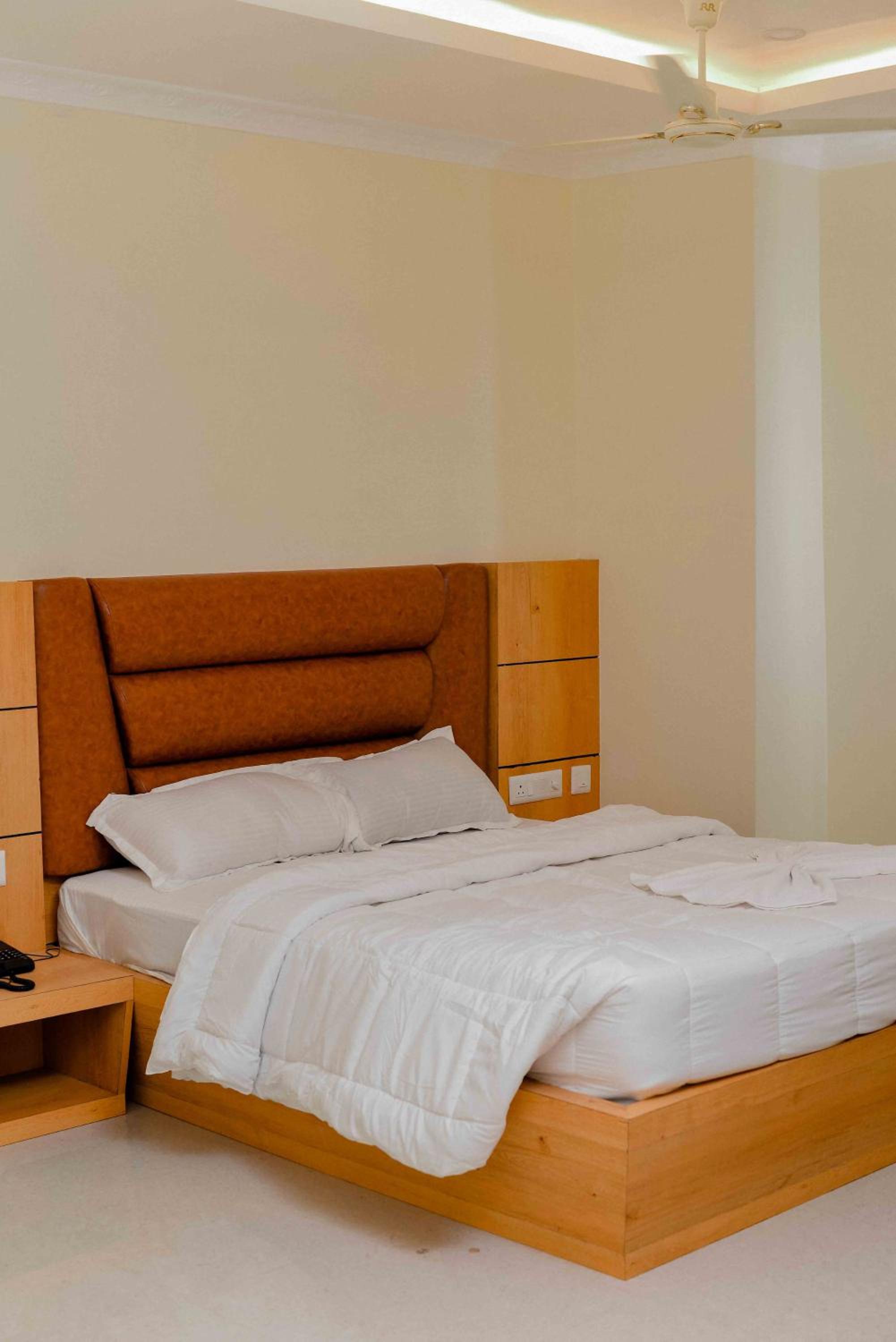 Deluxe Double Room photo 2