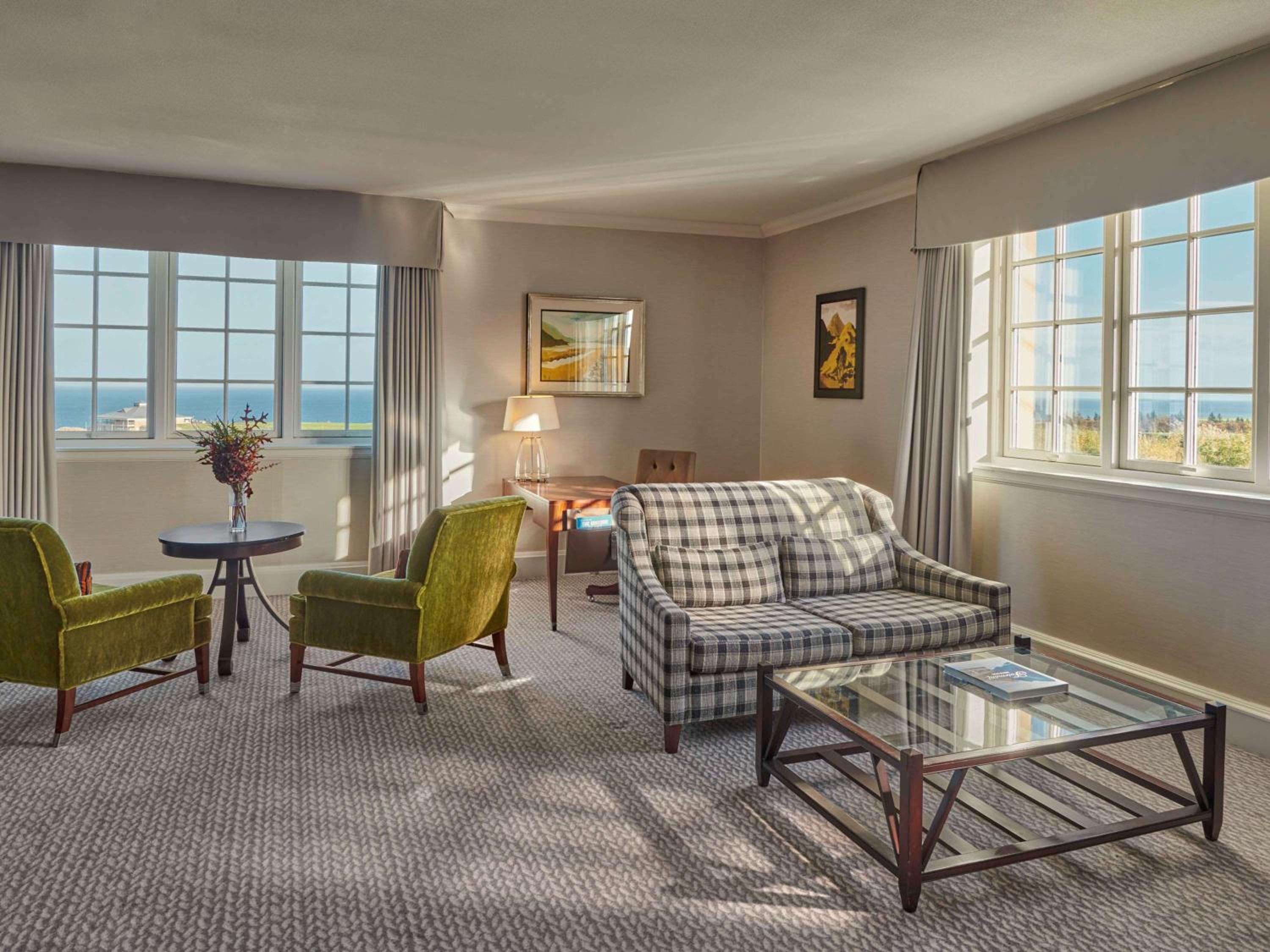 Deluxe Suite (Non Smoking) photo 2