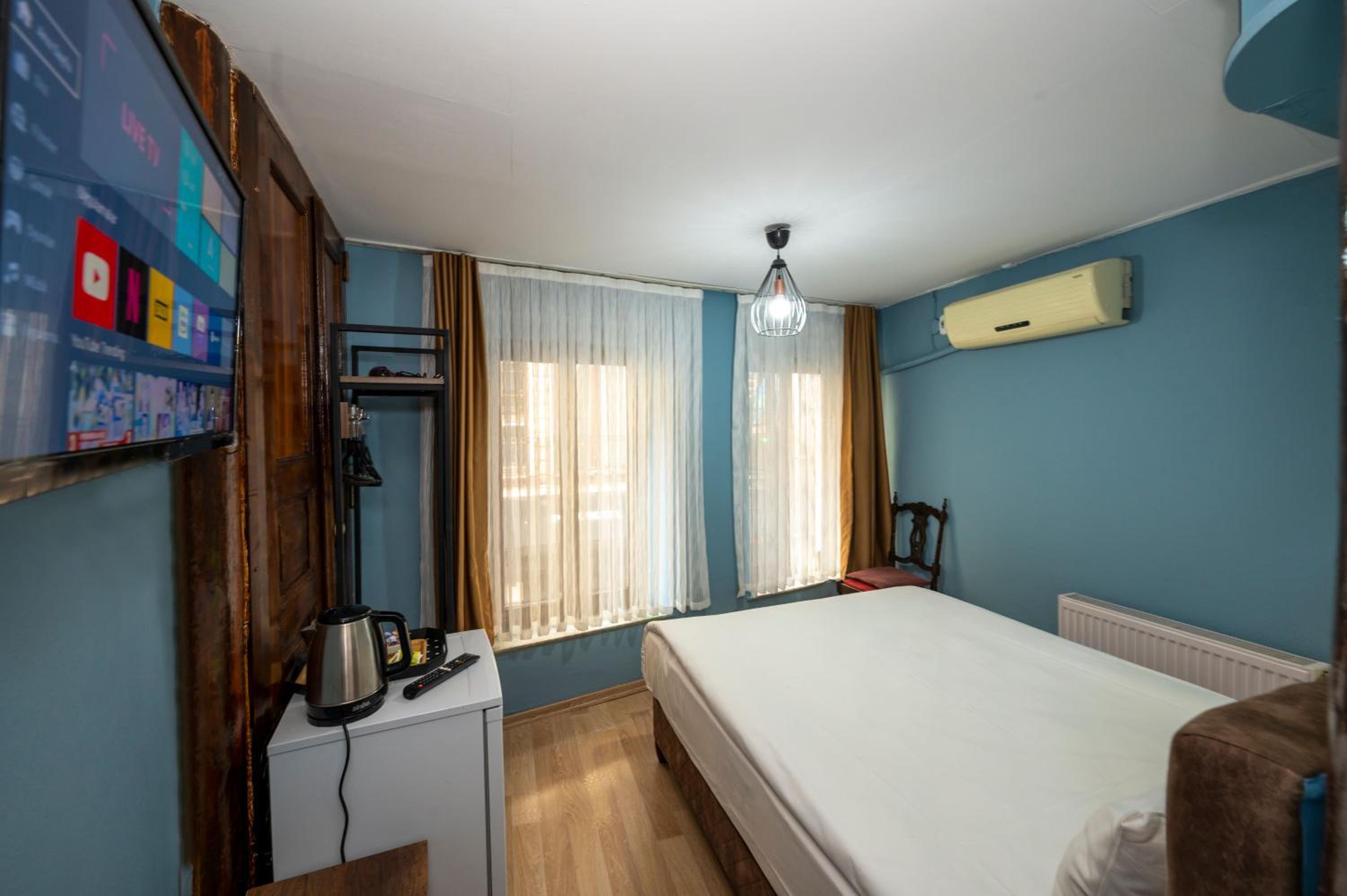 Standard Double Room photo 2