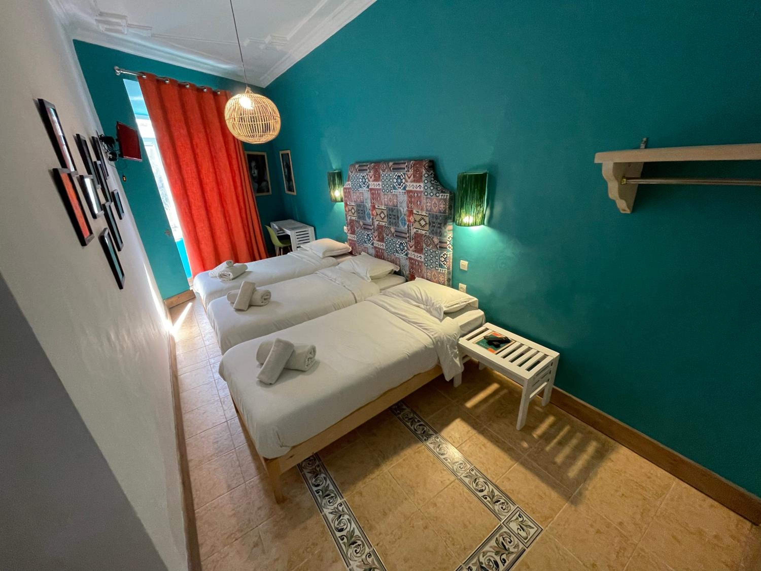 Basic Triple Room photo 1