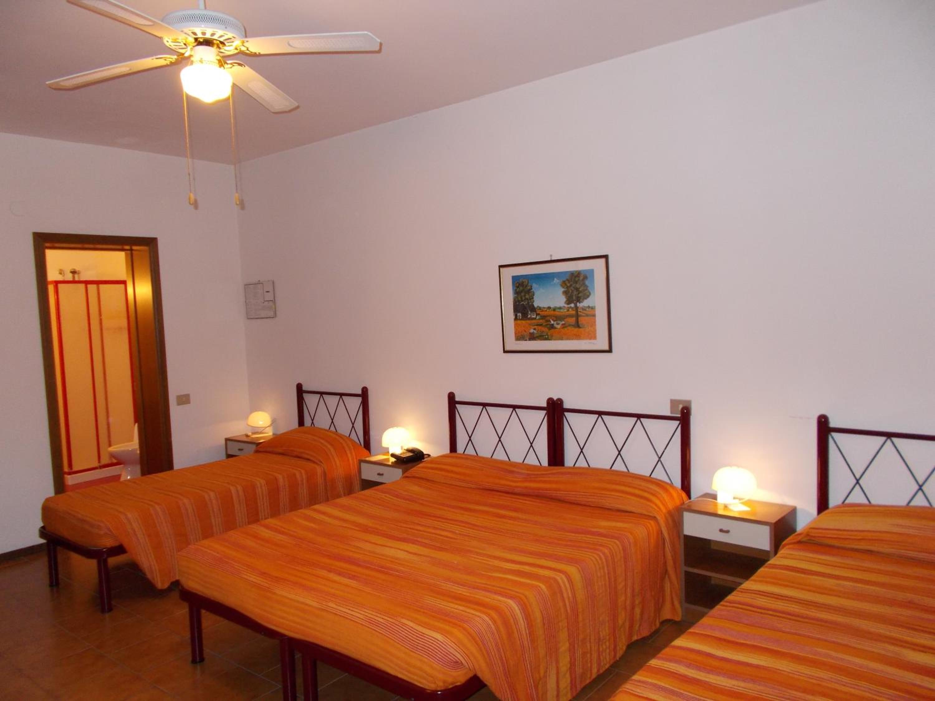 Quadruple Room with Private Bathroom