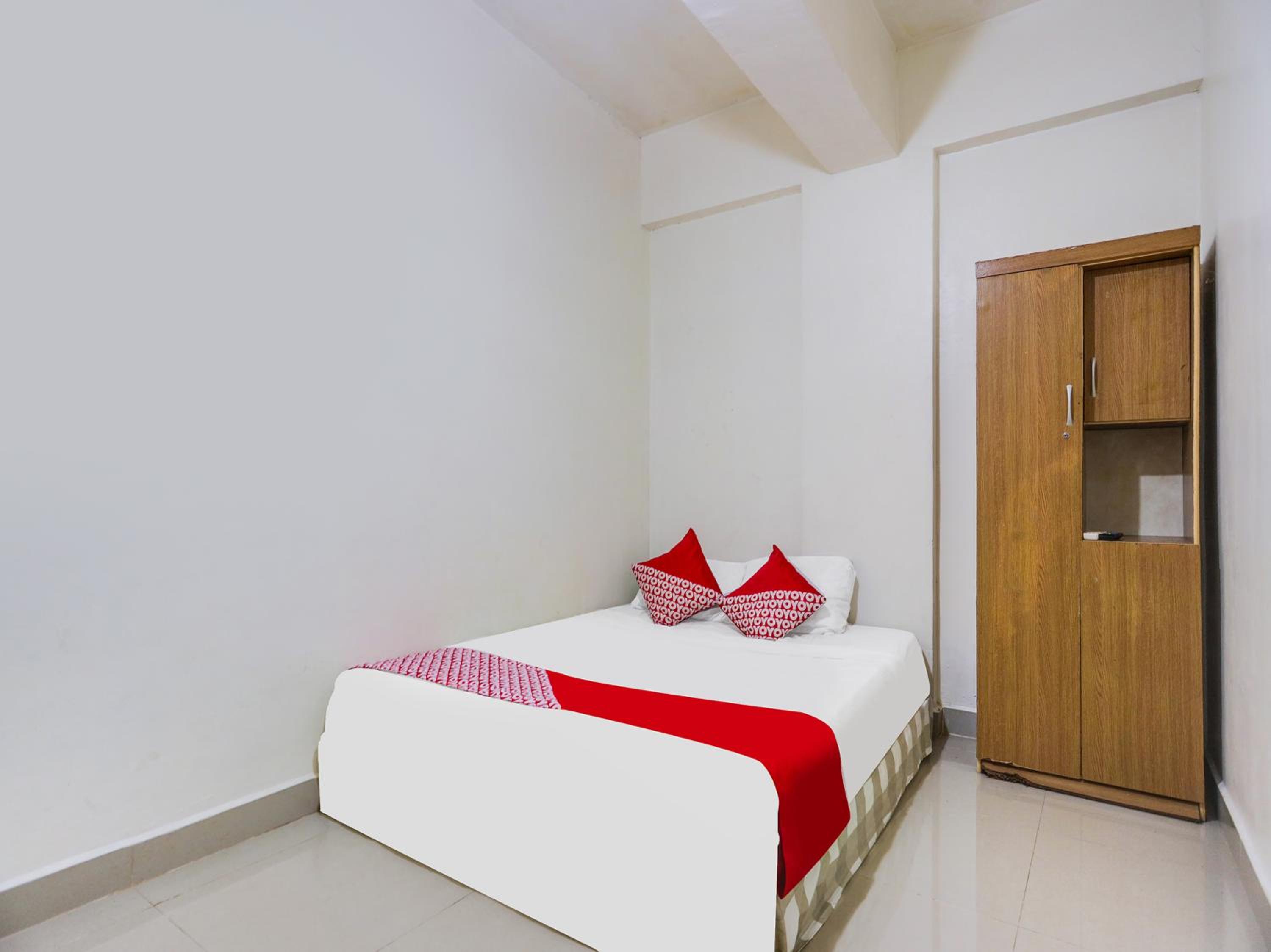 Standard Double Room photo 3
