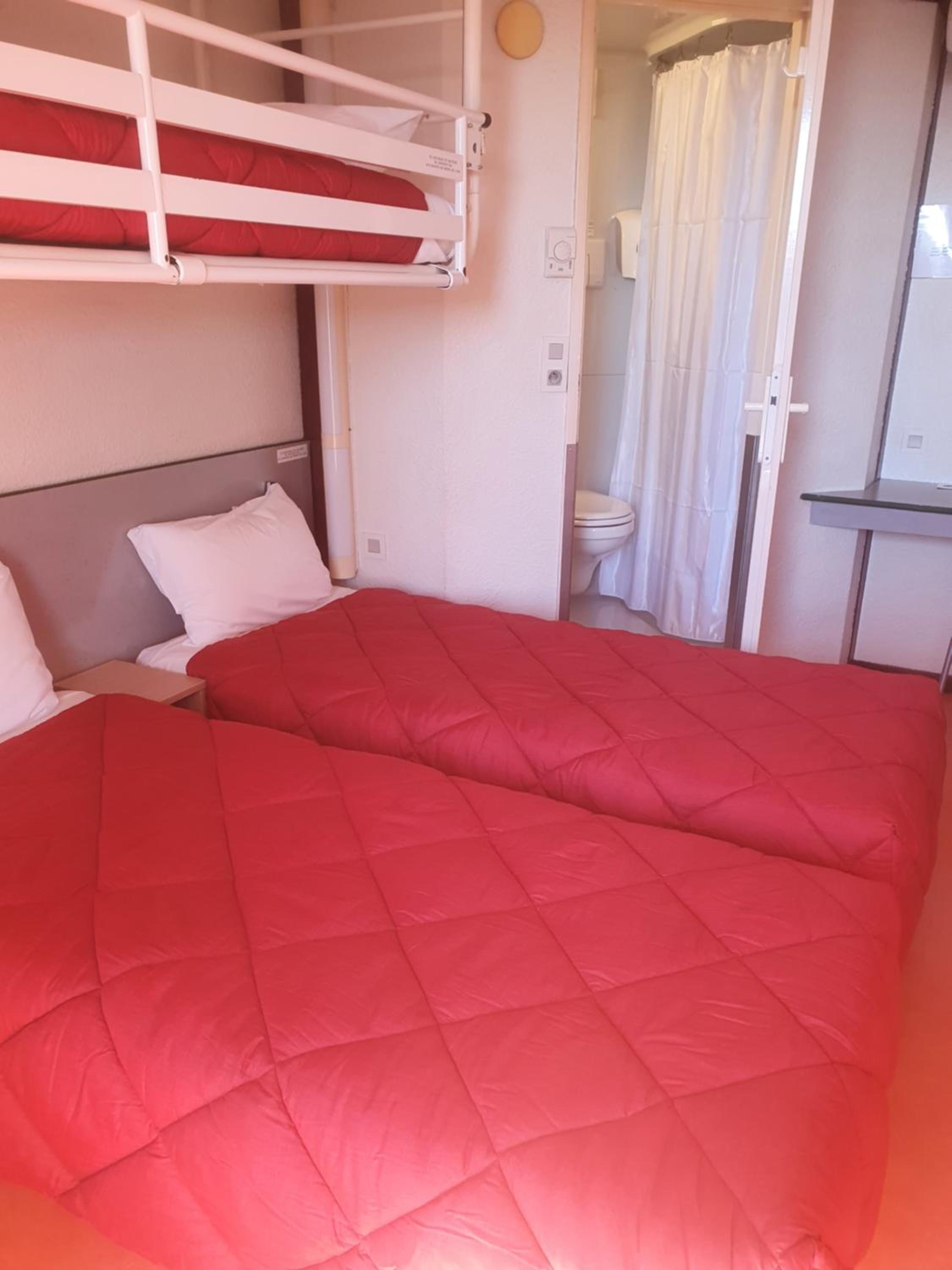 Triple Room - Photo 1