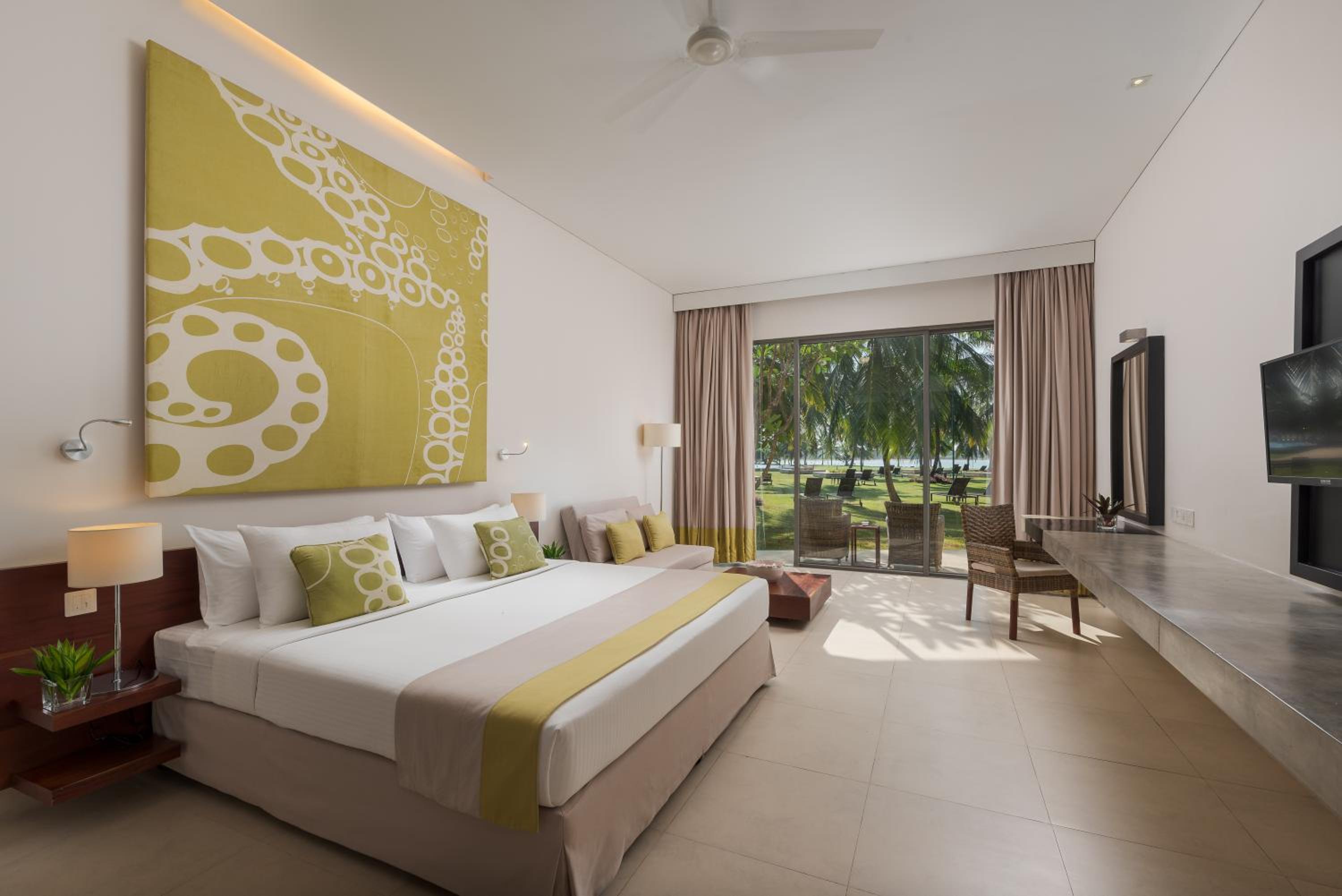 Deluxe Room - Photo 1