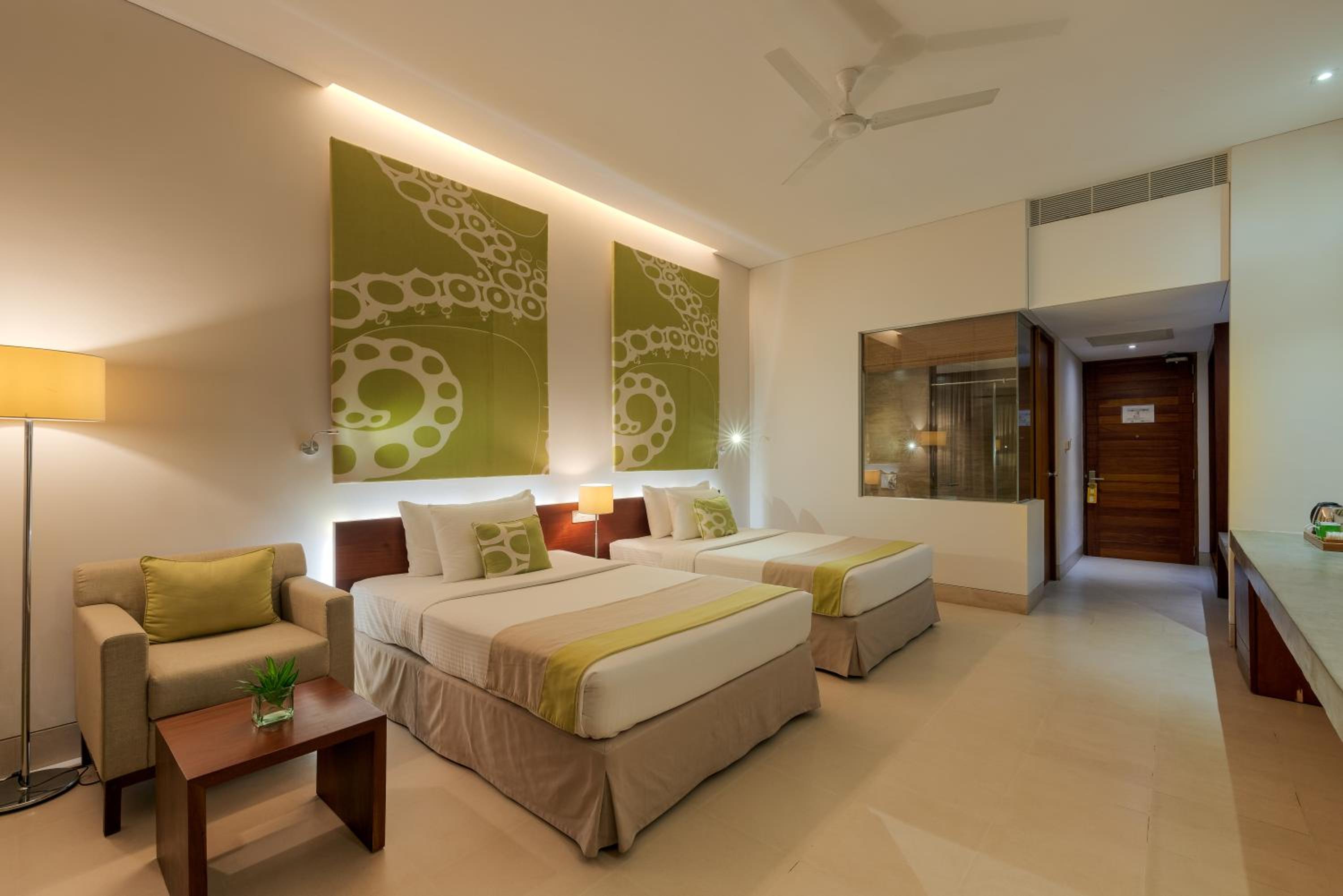 Deluxe Room - Photo 3