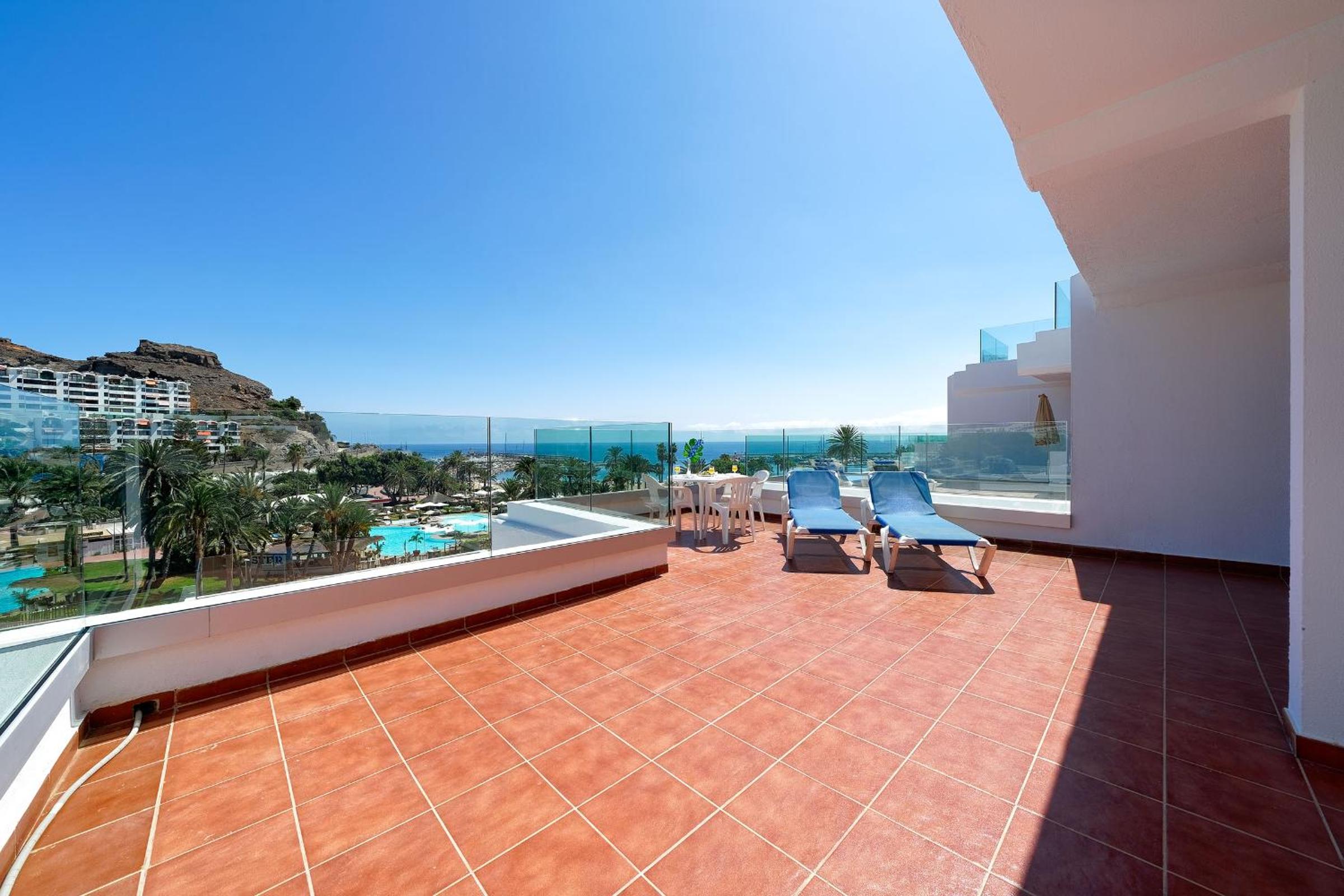 One-Bedroom Apartment with Terrace