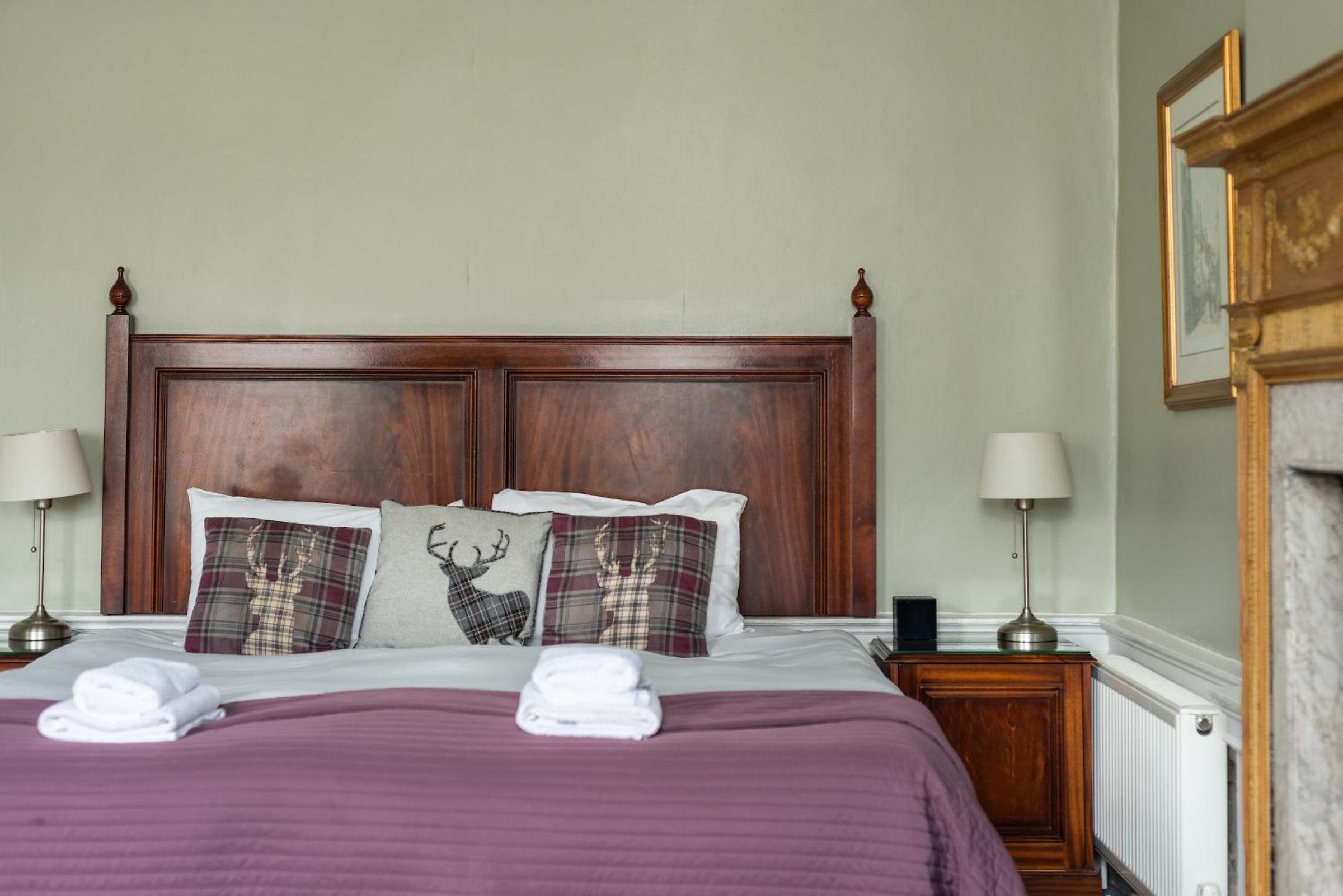 Deluxe Double Room with Shower  (2nd Floor)  - Photo 4