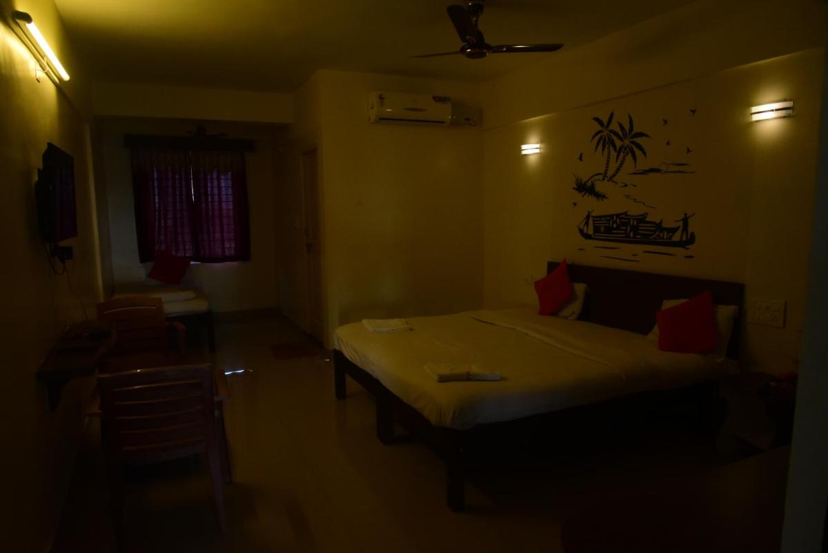 Superior Triple Room photo 3