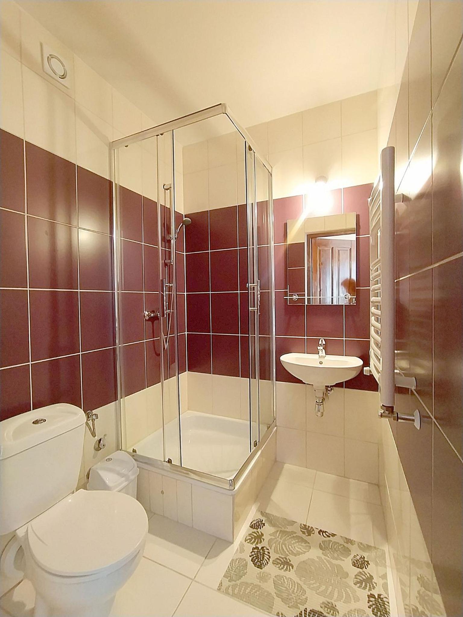 Double Room - Photo 5