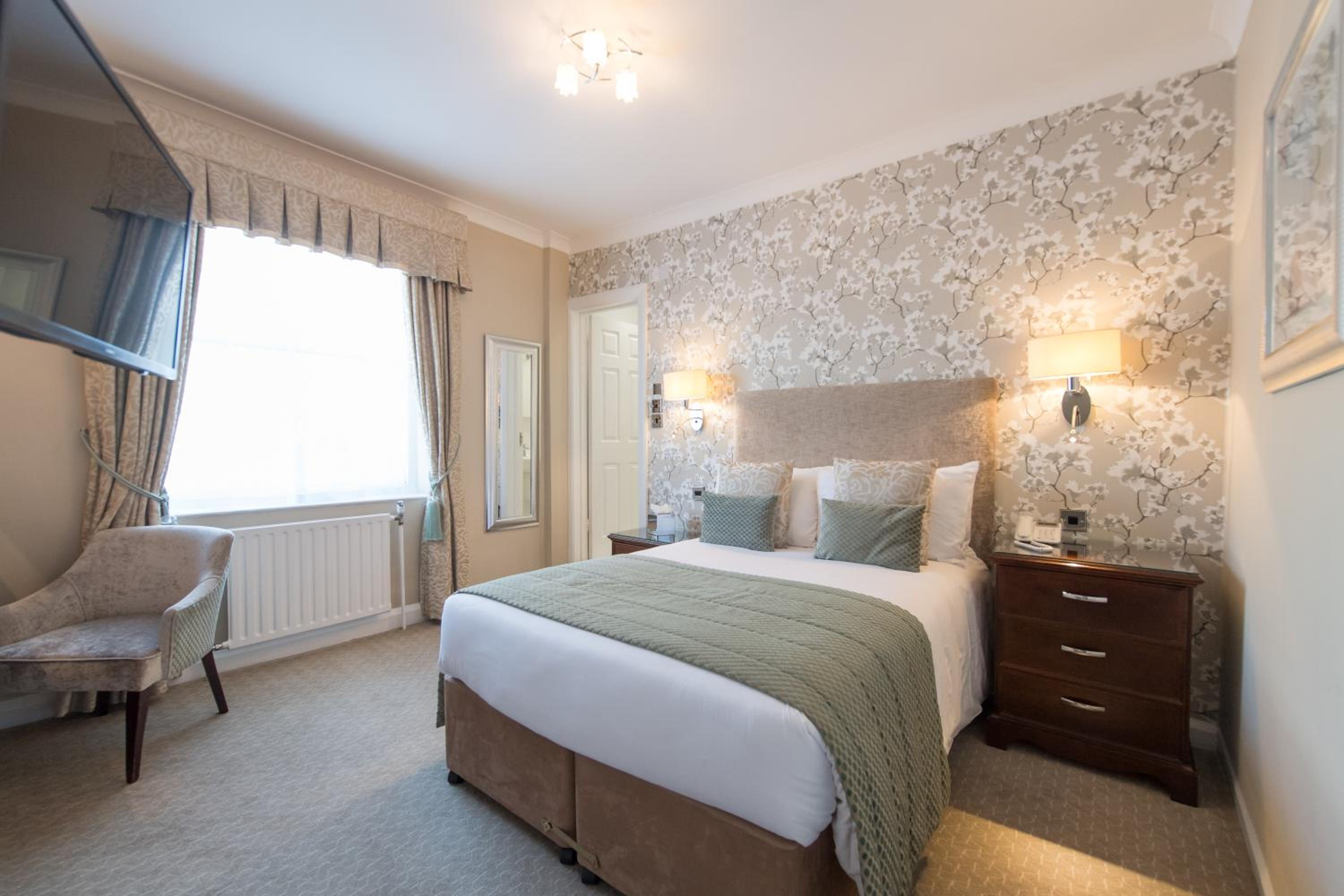 Standard Twin/Double Room