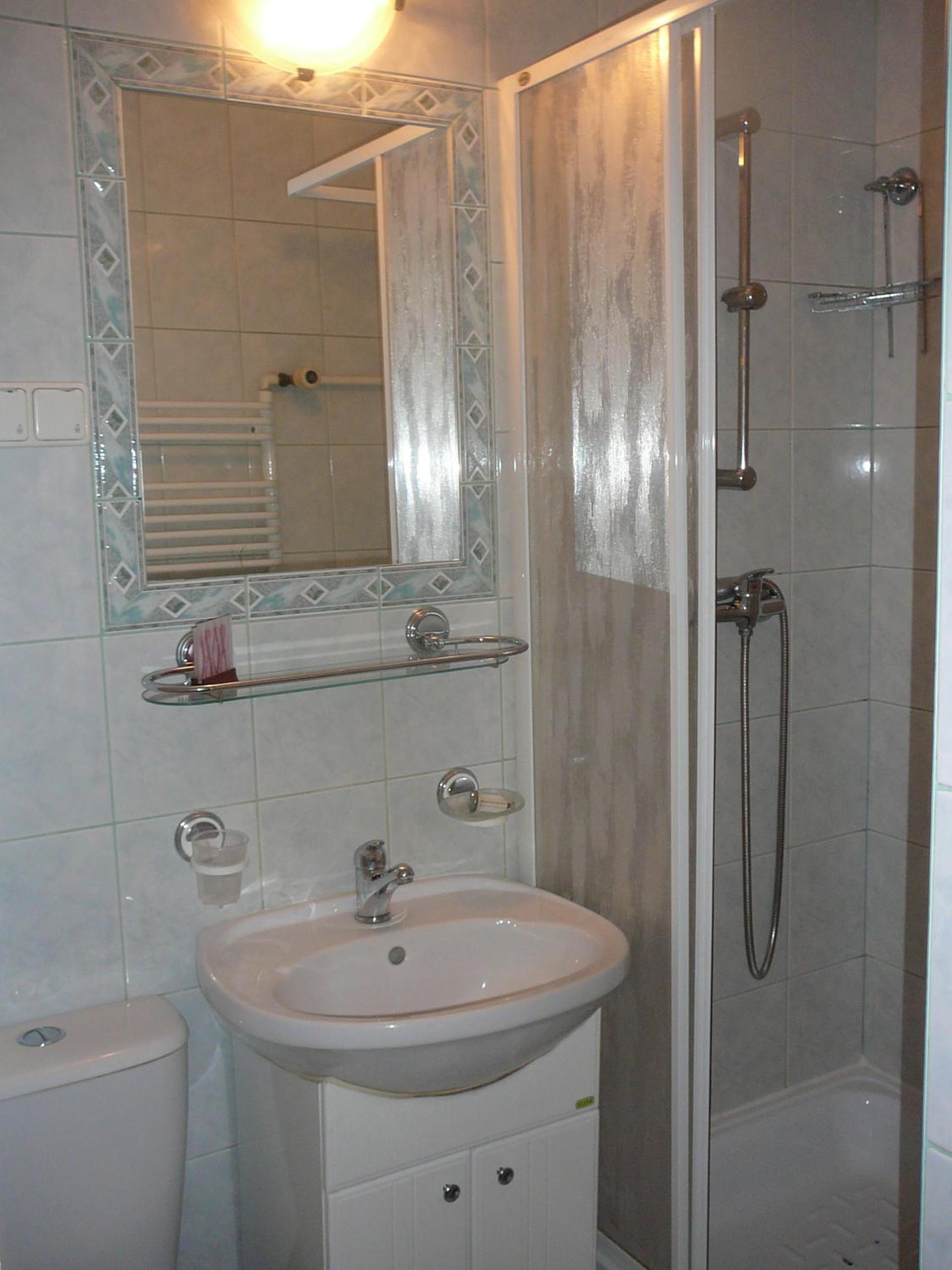 Twin Room with Balcony - Photo 1