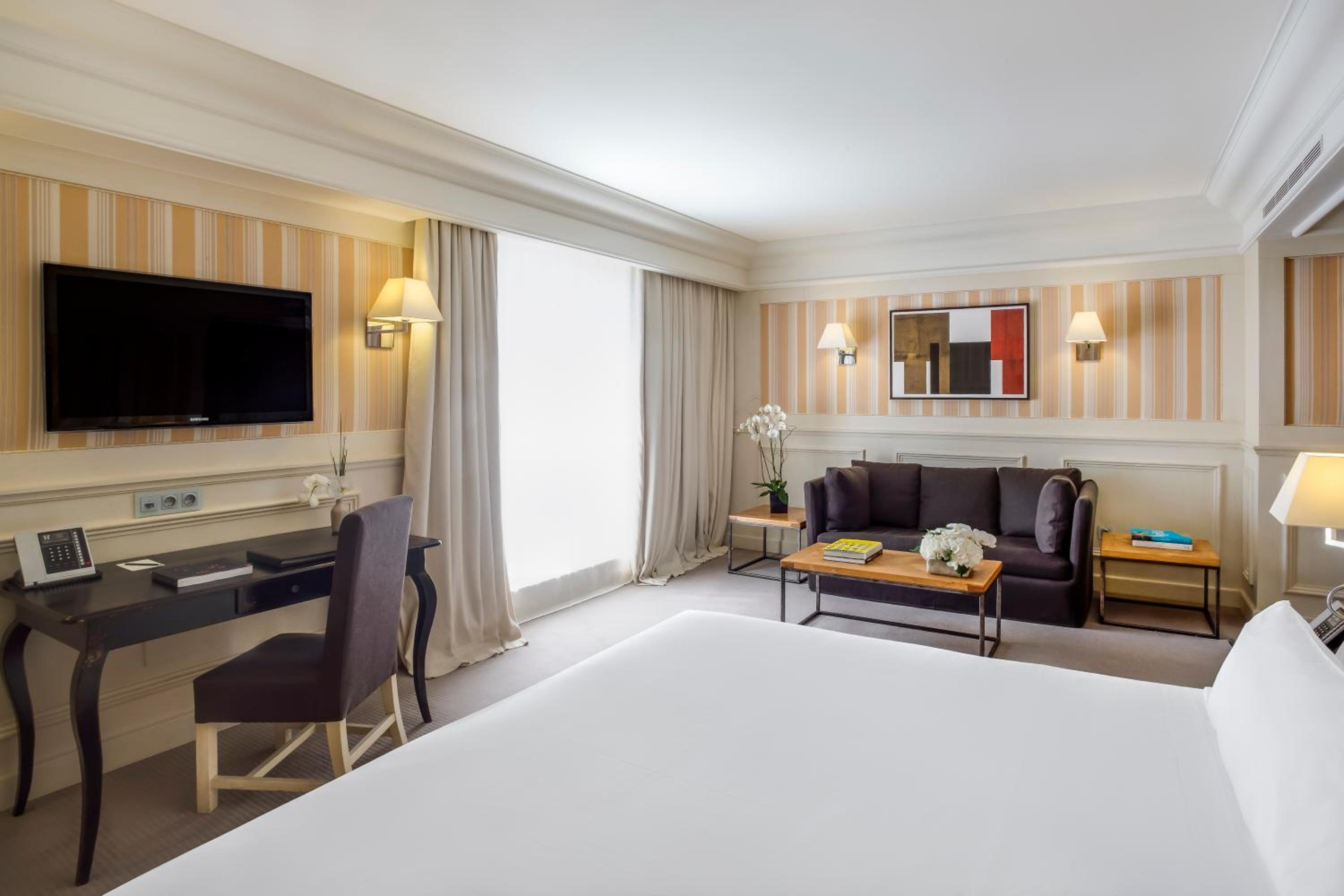 Junior Suite - Photo 1