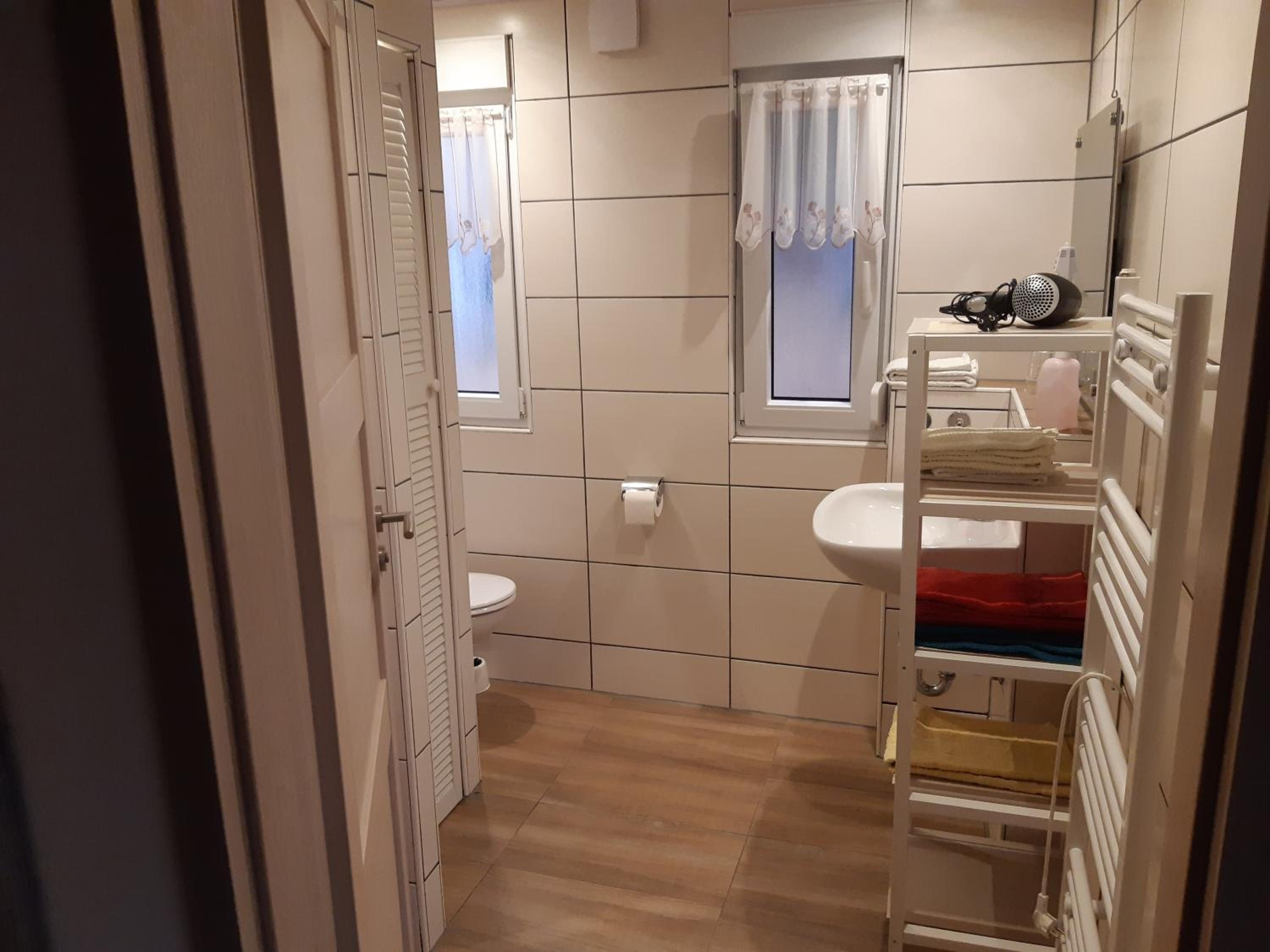 One-Bedroom House photo 2
