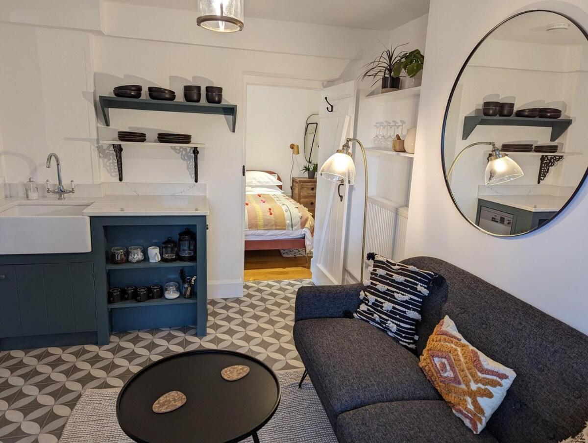 The Garden Rooms Deluxe Apartment photo 1