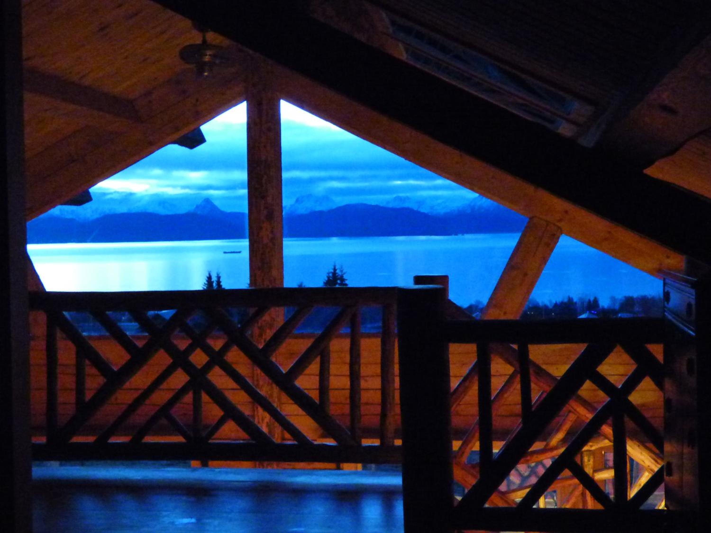 Loft With Mountain View For Families And Friends photo 3