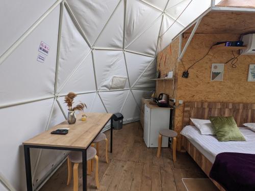 Tent photo 2