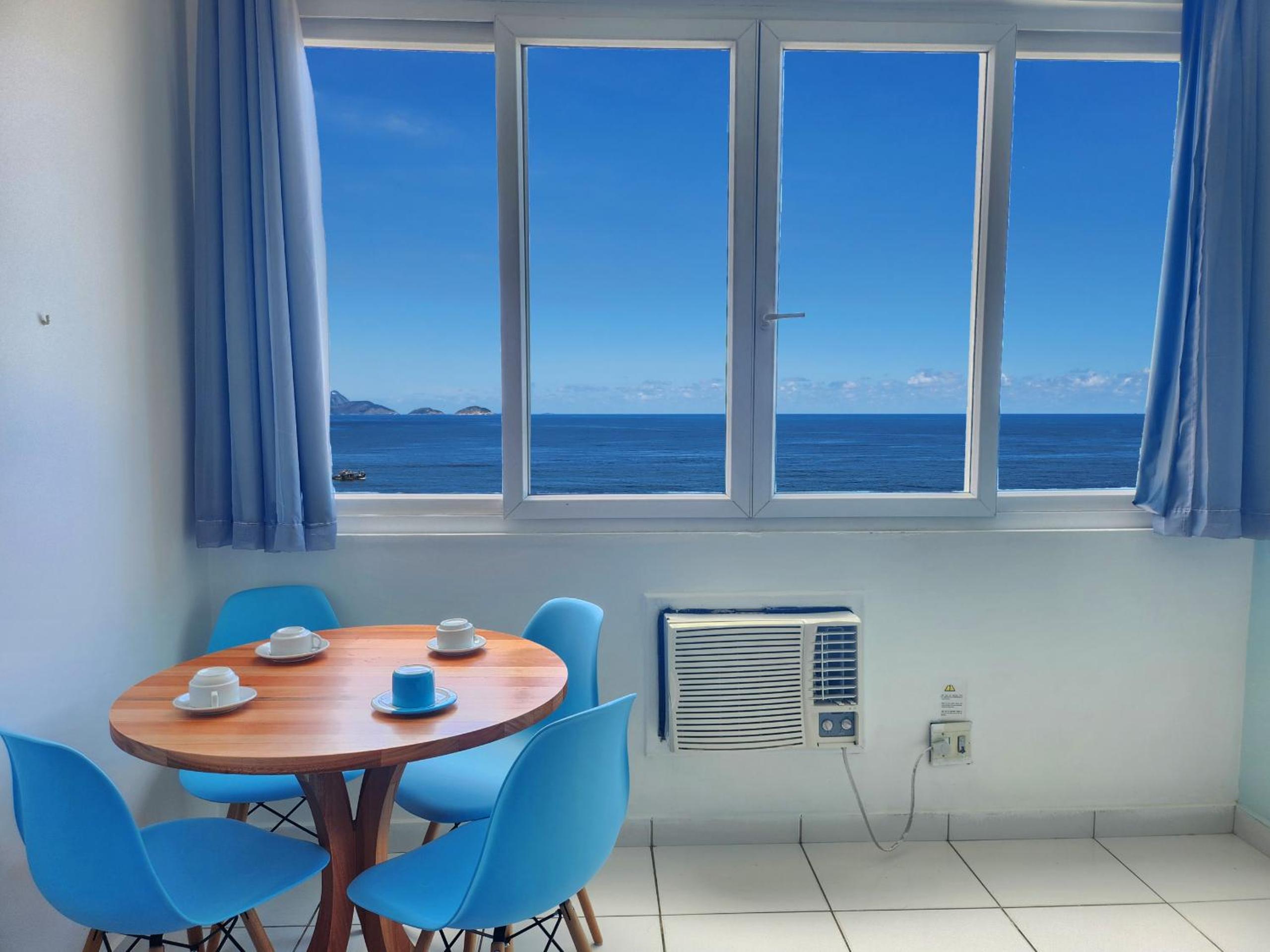 Apartment with Sea View - Photo 2