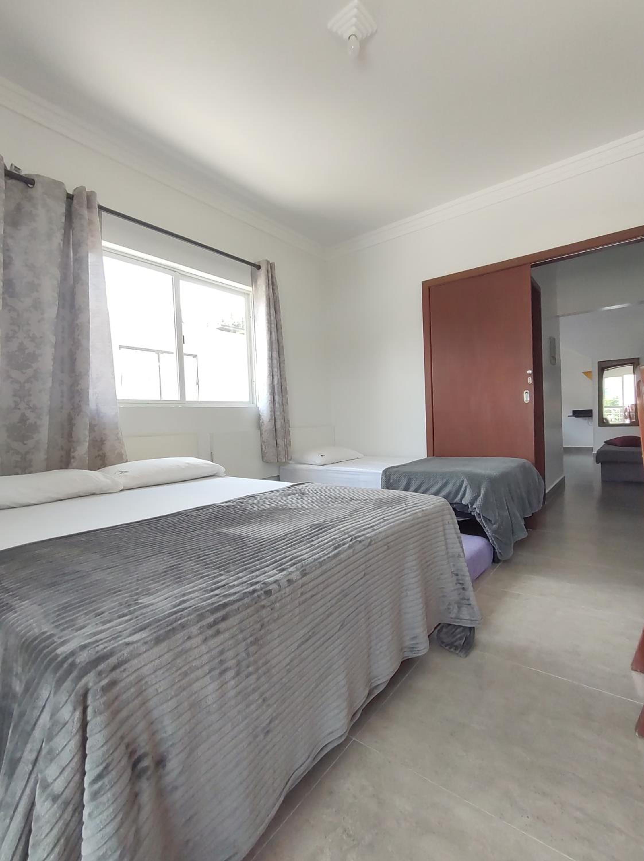 One-Bedroom Apartment (5 Adults) #6