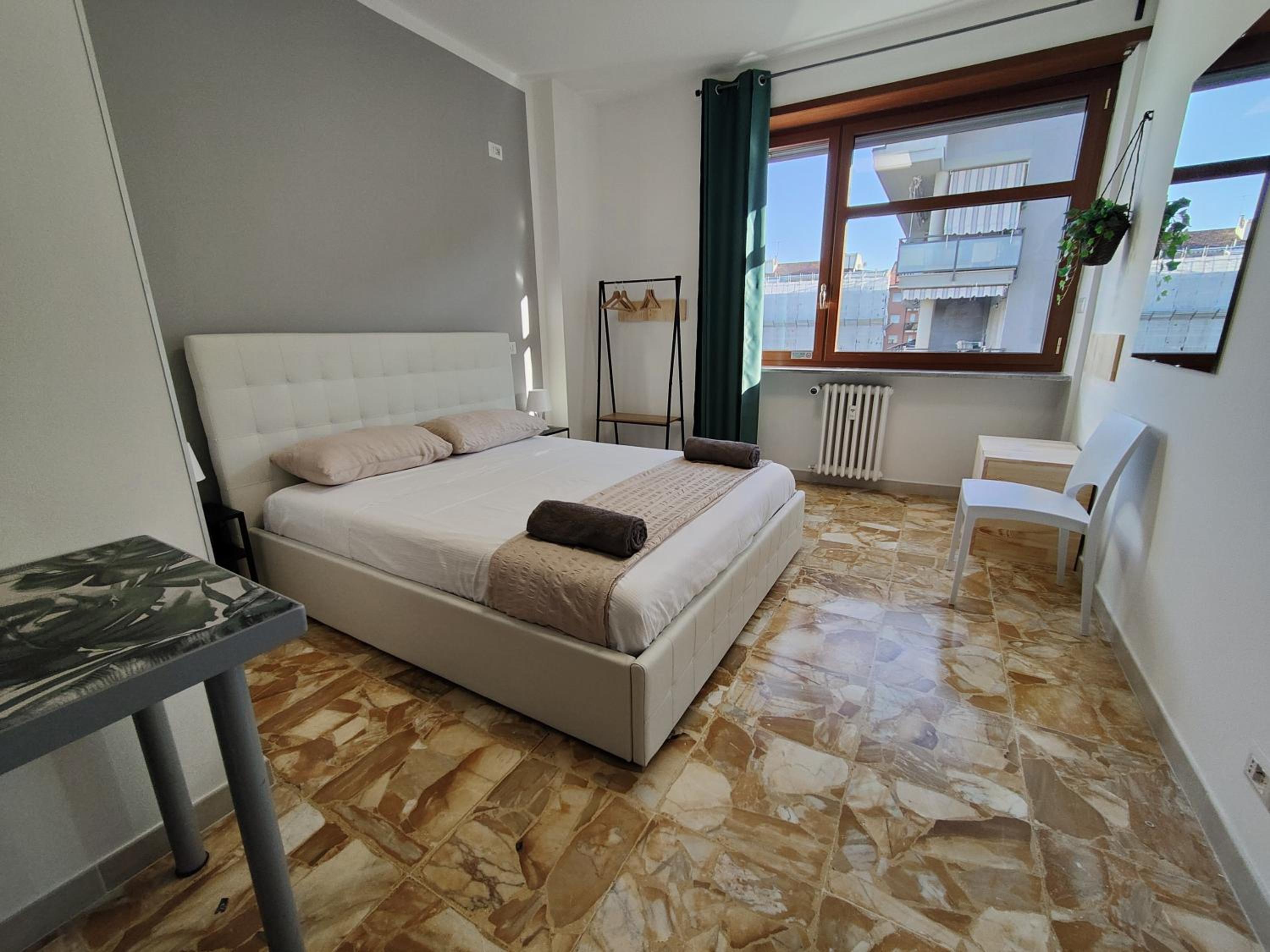 Double Room with Shared Toilet