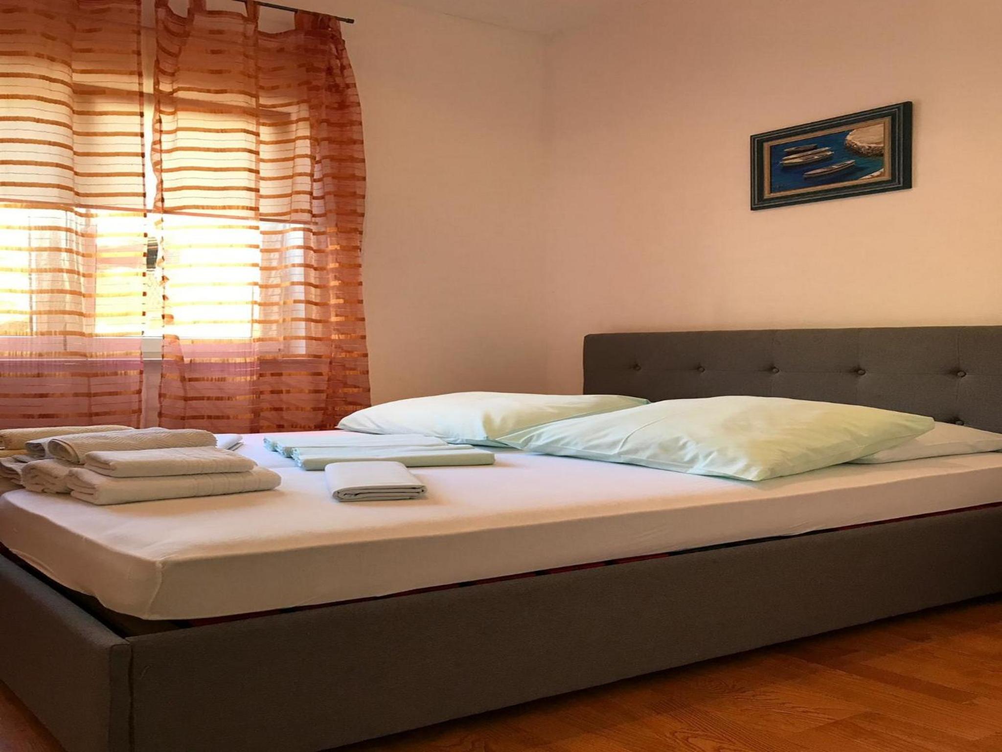 One-Bedroom Apartment with Terrace photo 3
