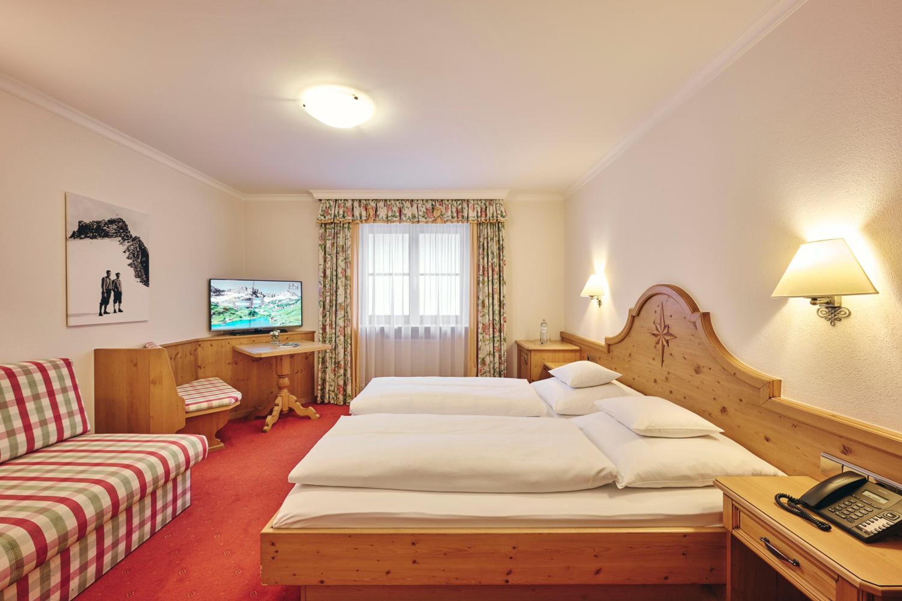 Small Double Room photo 1