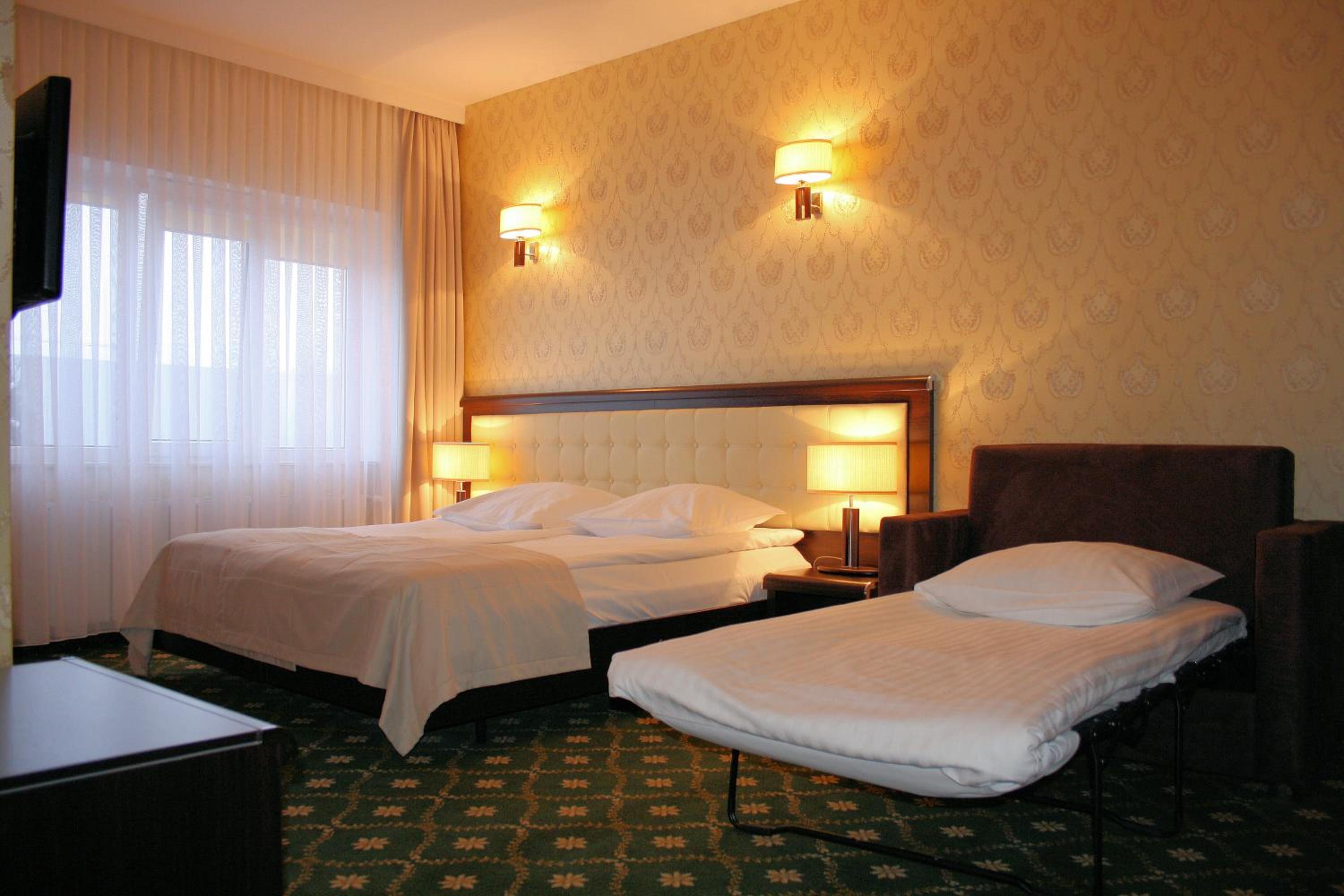 Triple Room - Photo 9