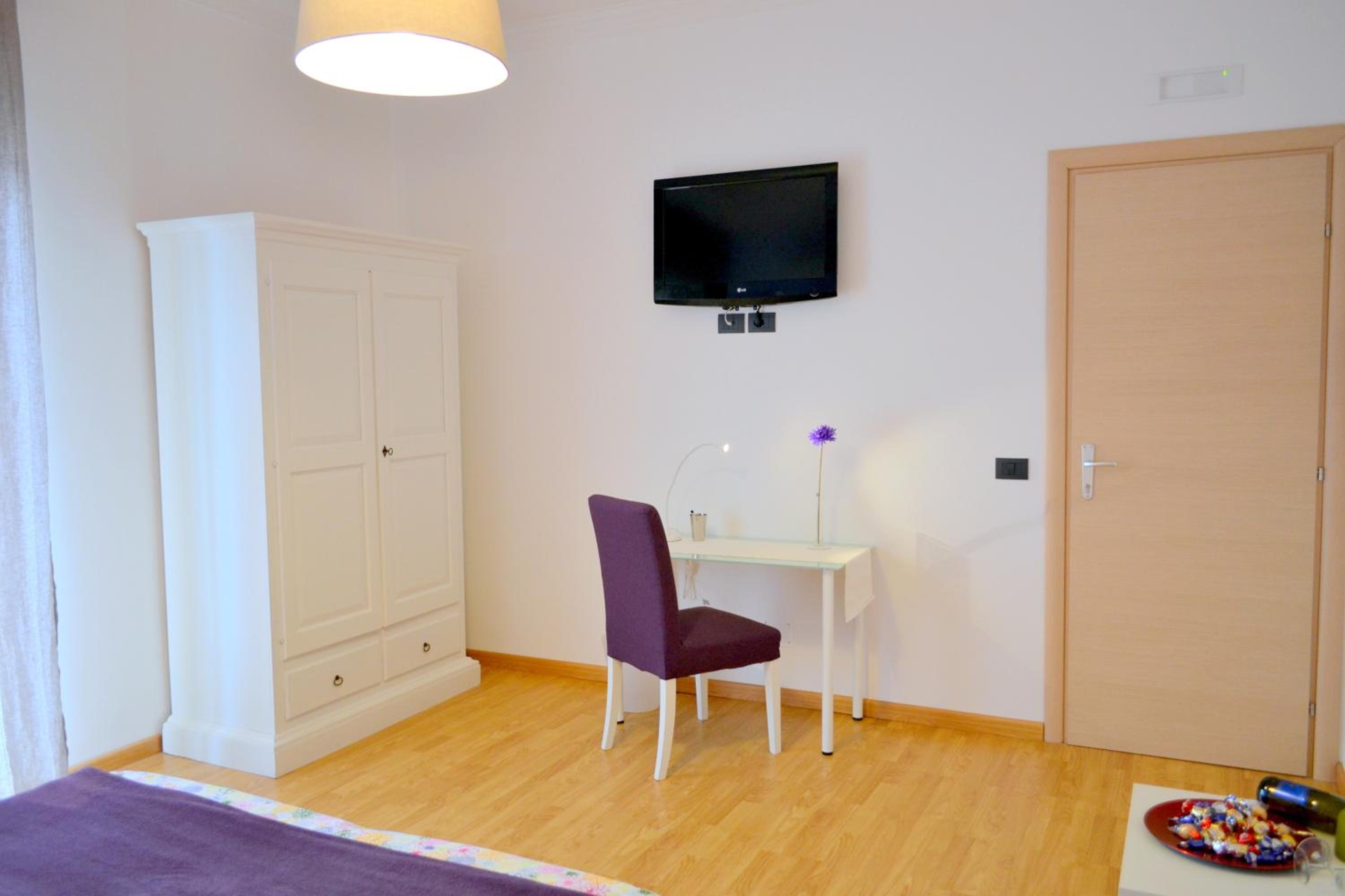 Deluxe Triple Room - Photo 3