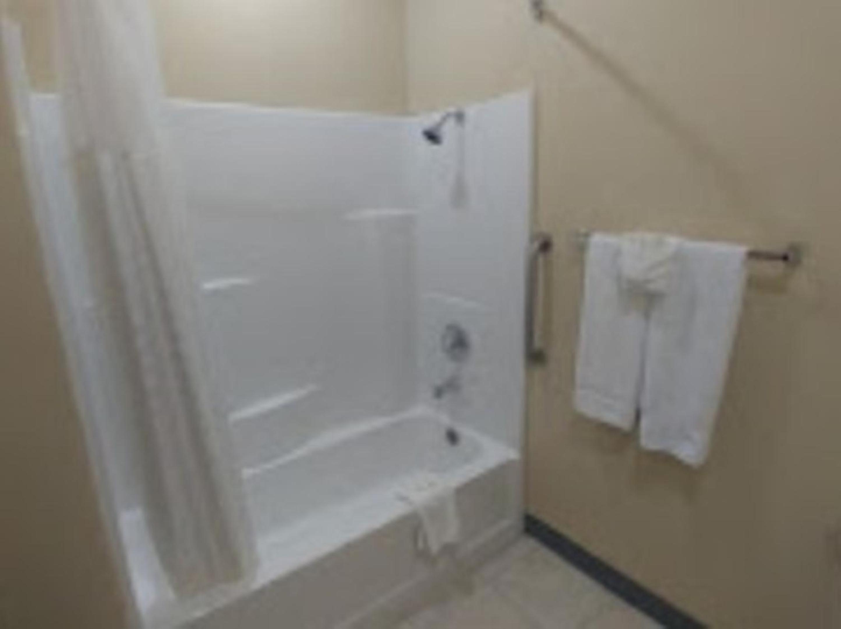 King Room - Non-Smoking - Photo 5