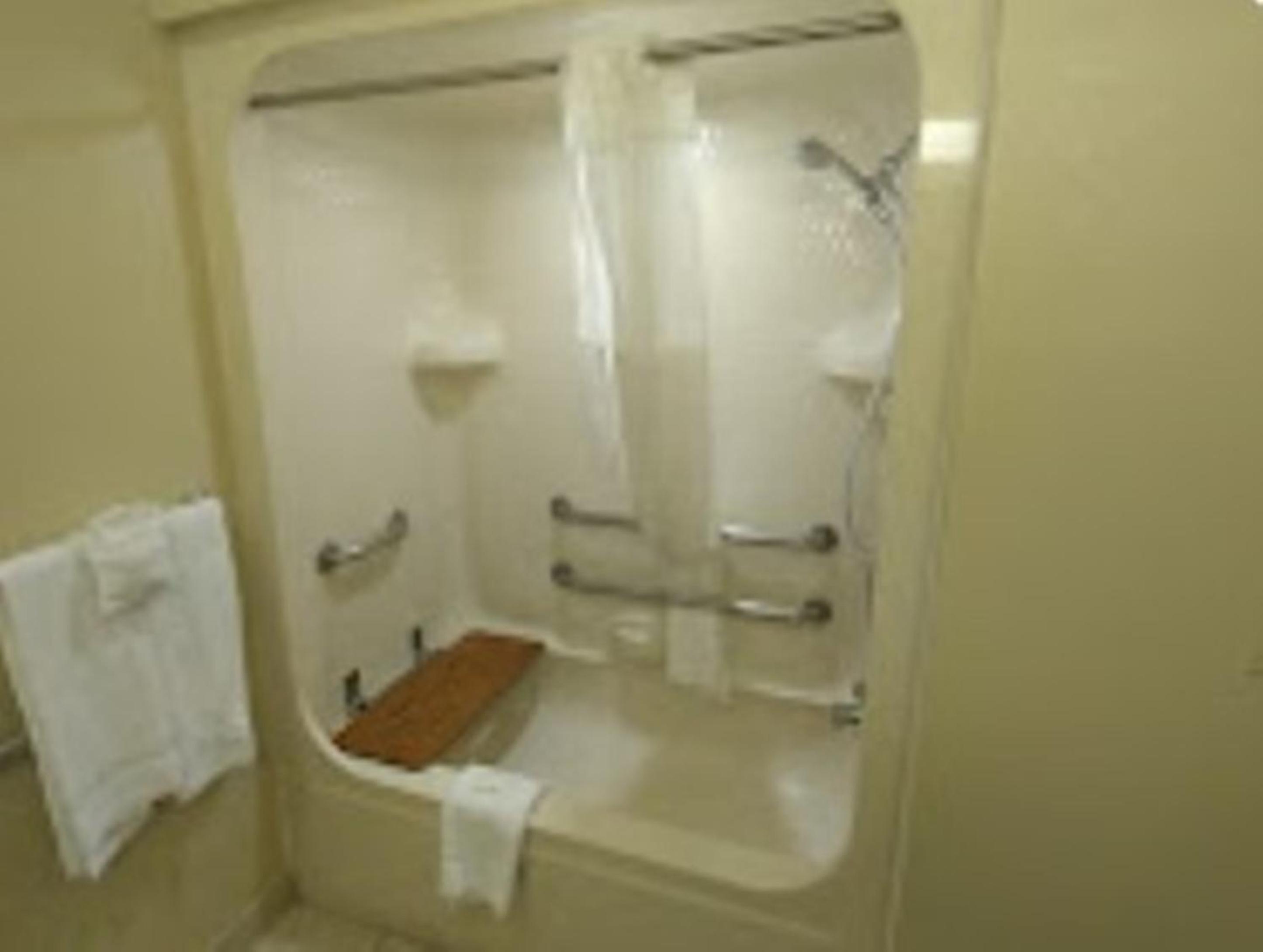 Queen Room - Accessible/Nonsmoking - Photo 3