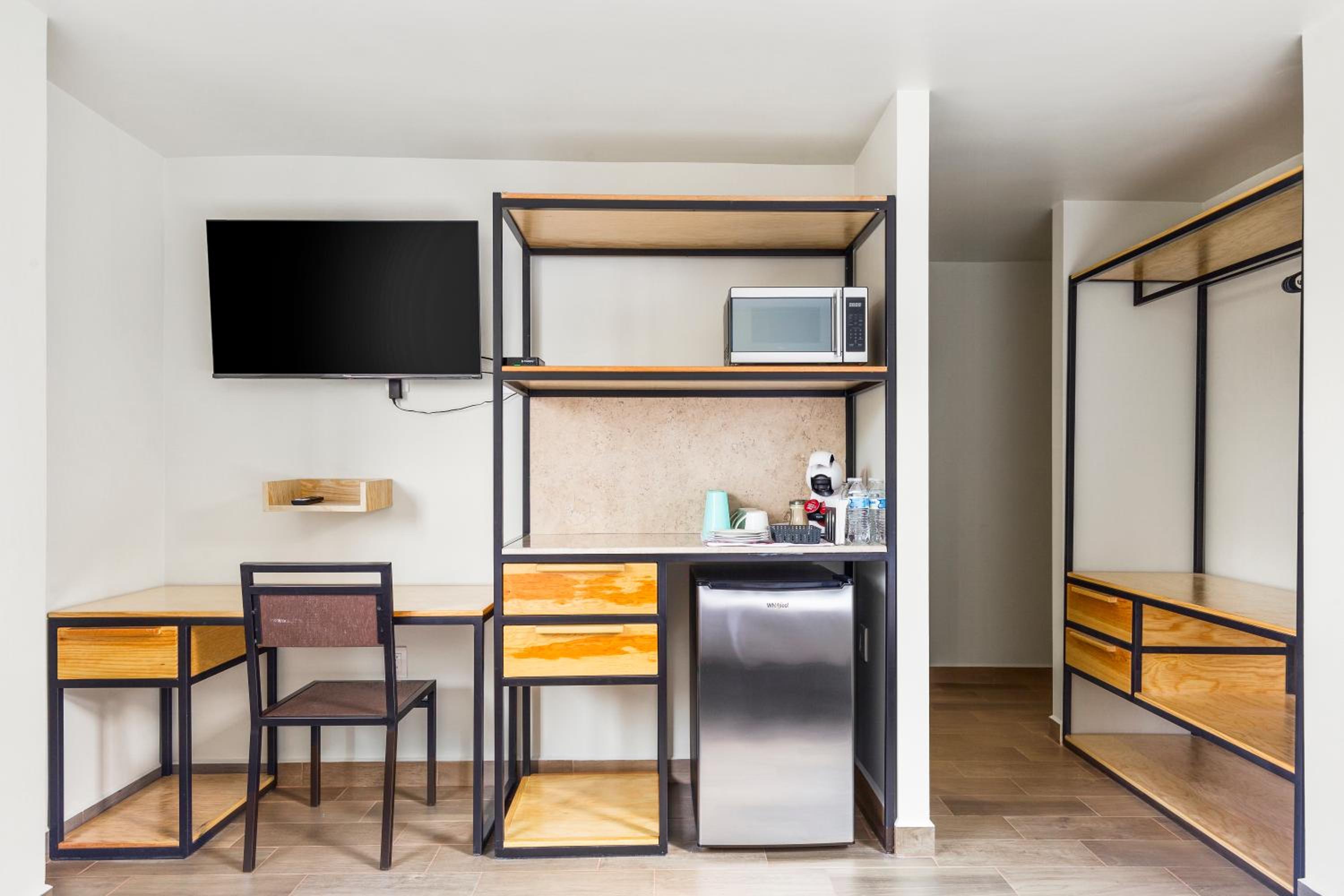 Duplex Suite - Photo 9