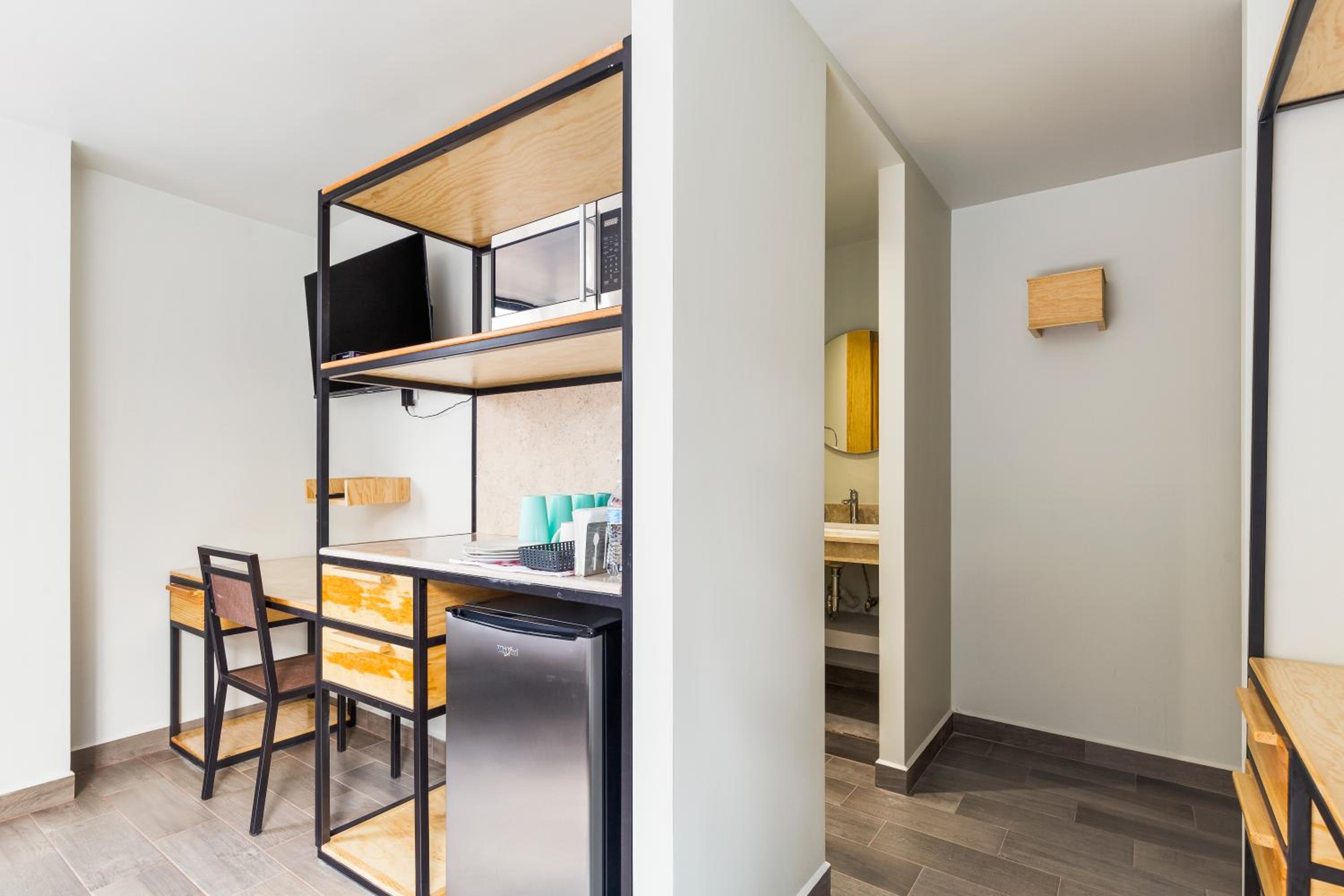 Duplex Suite - Photo 2