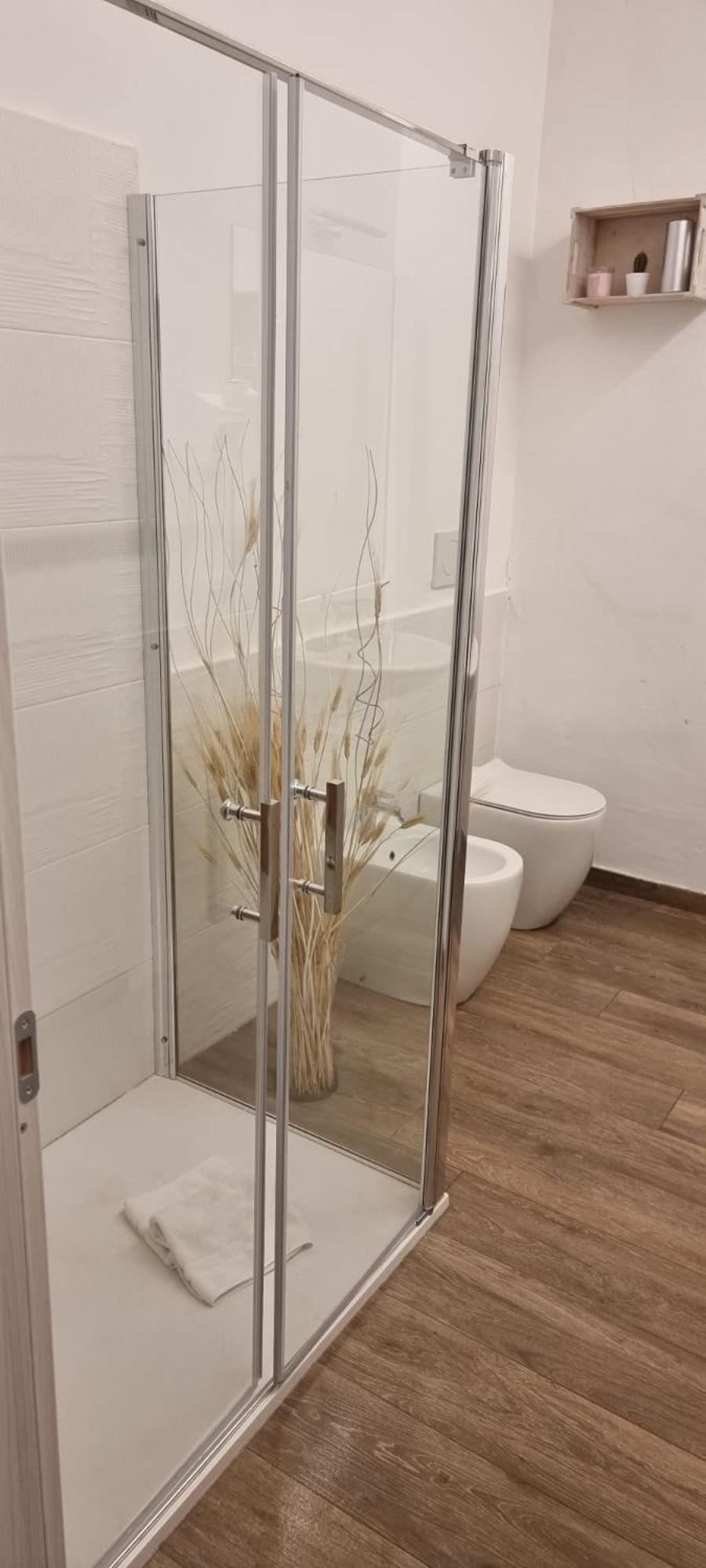 Deluxe Suite with Spa Bath photo 2