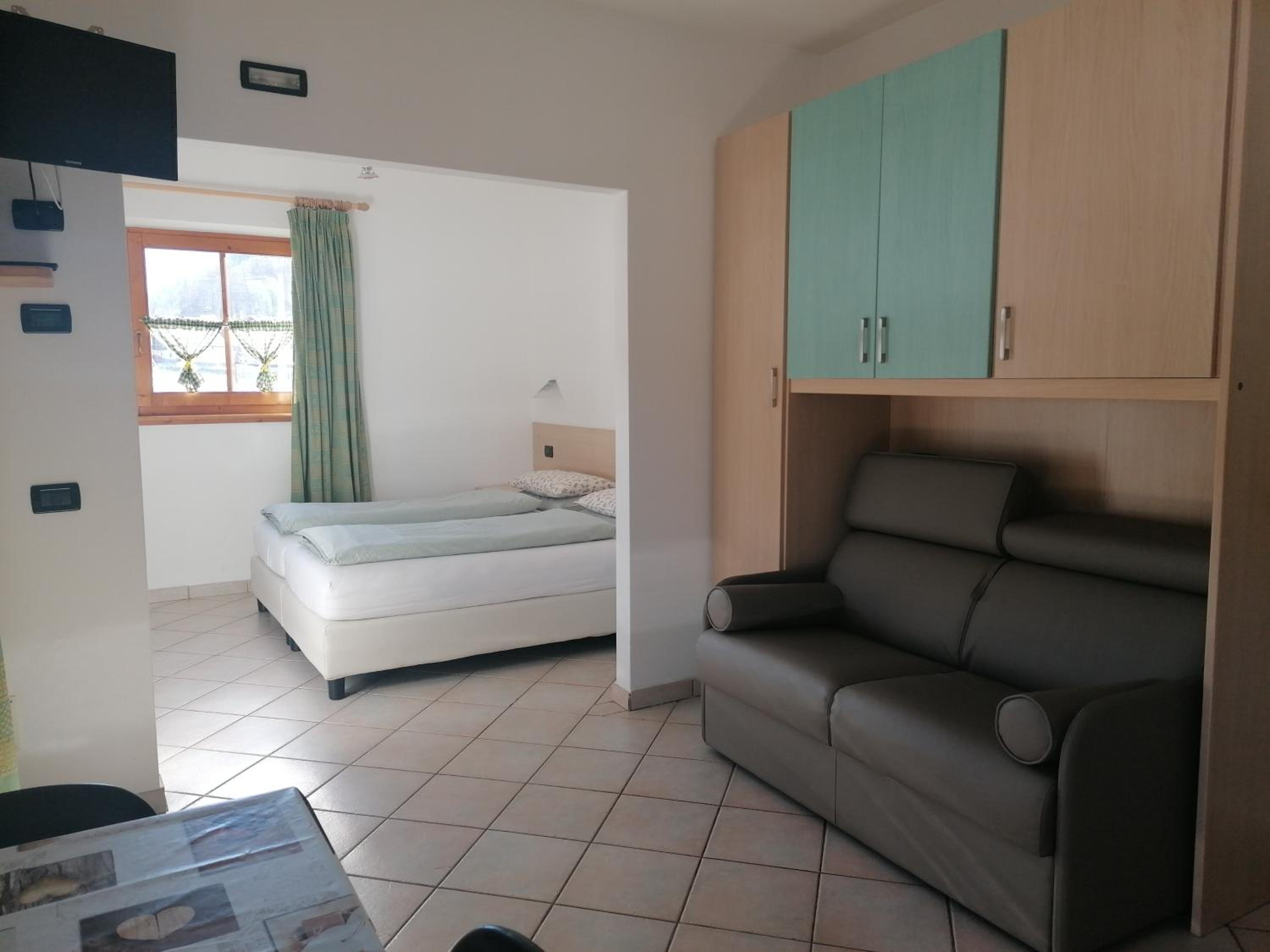 Studio Apartment