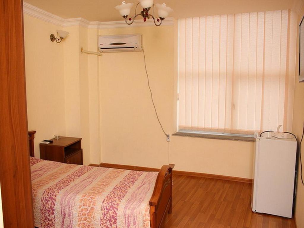 Single Room With Bathroom