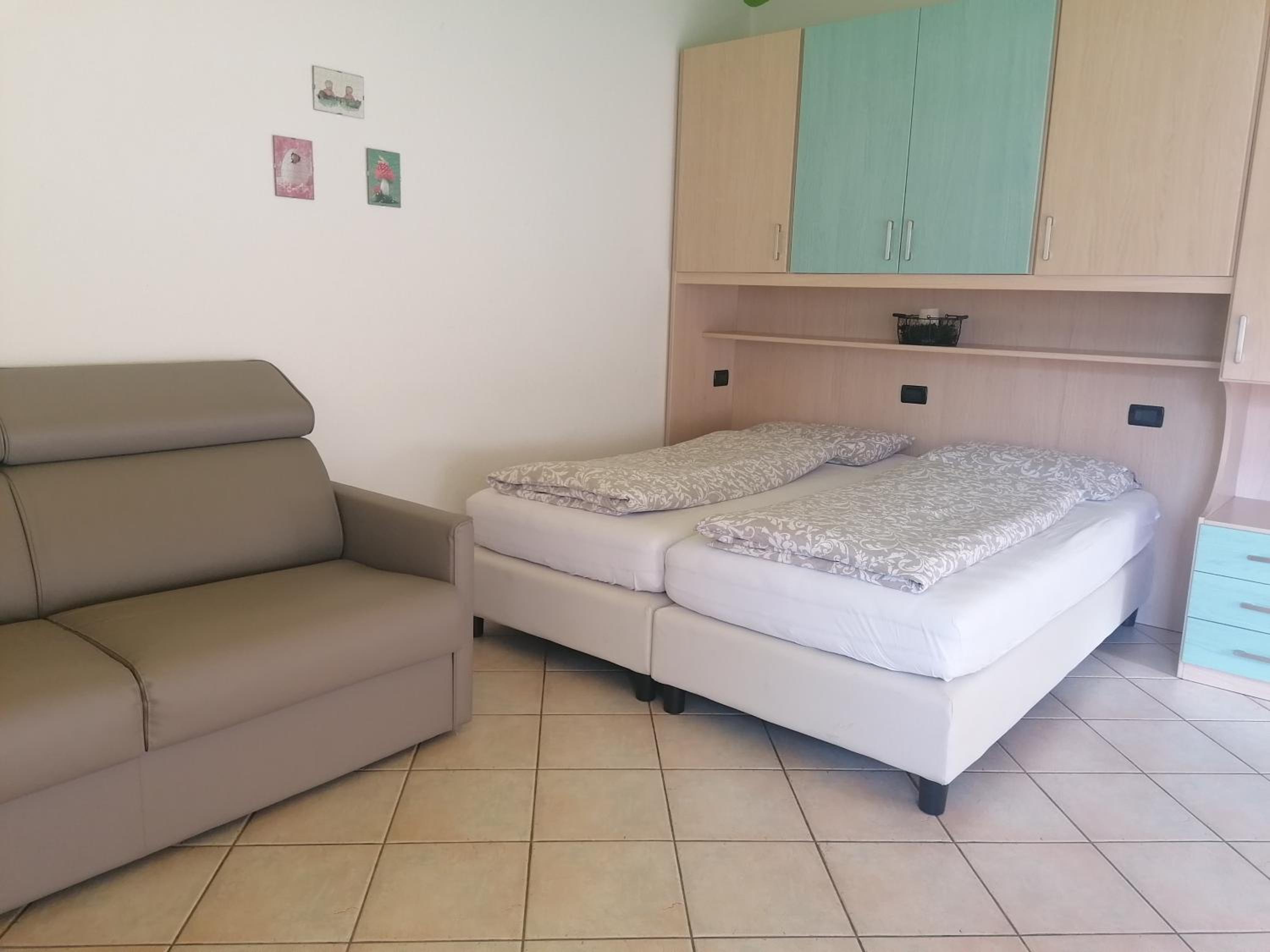 Studio Apartment