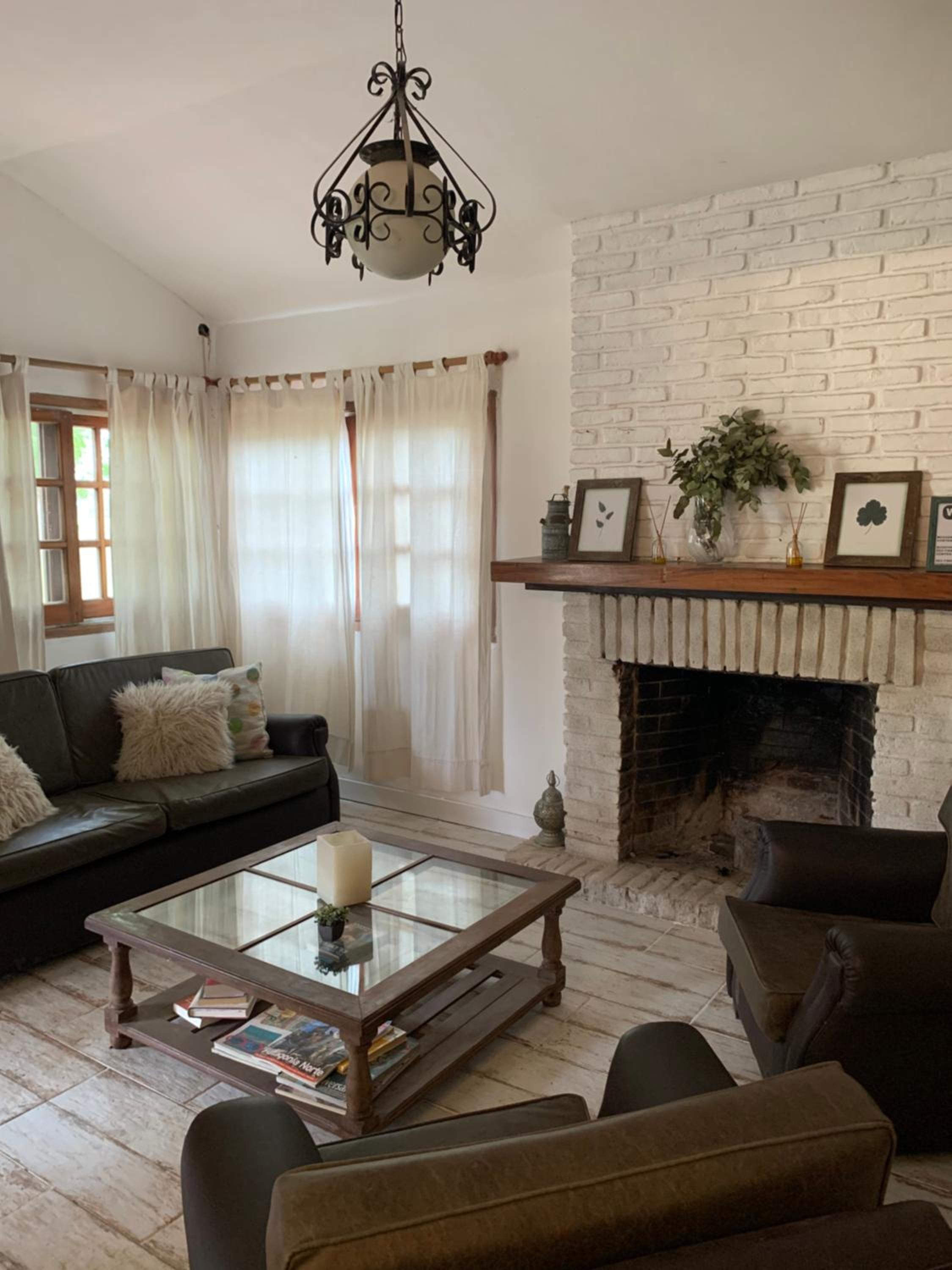 Four-Bedroom House photo 1