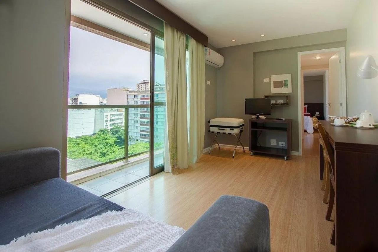 Apartment with Balcony - Photo 28