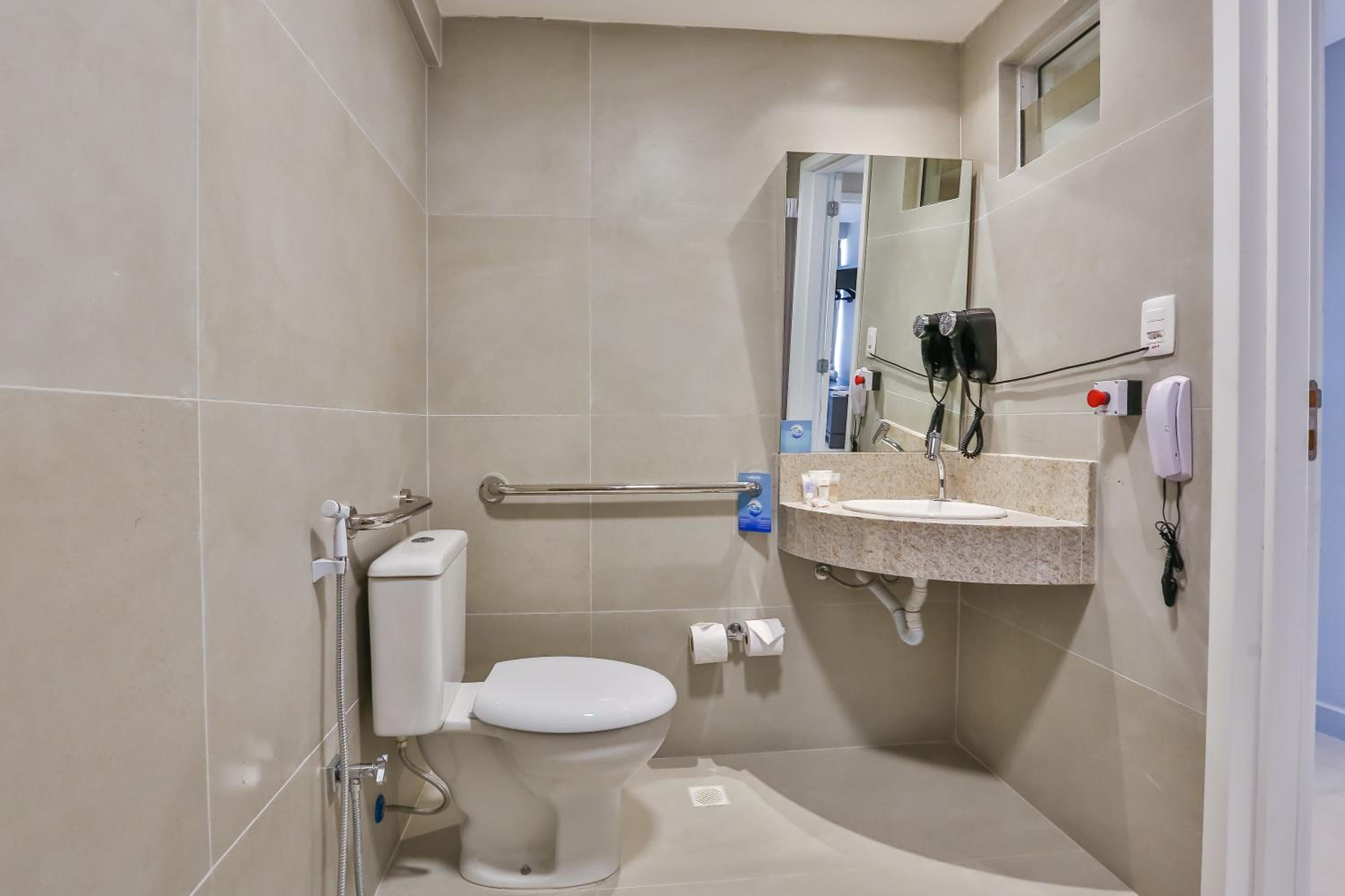 Queen Room - Disability Access