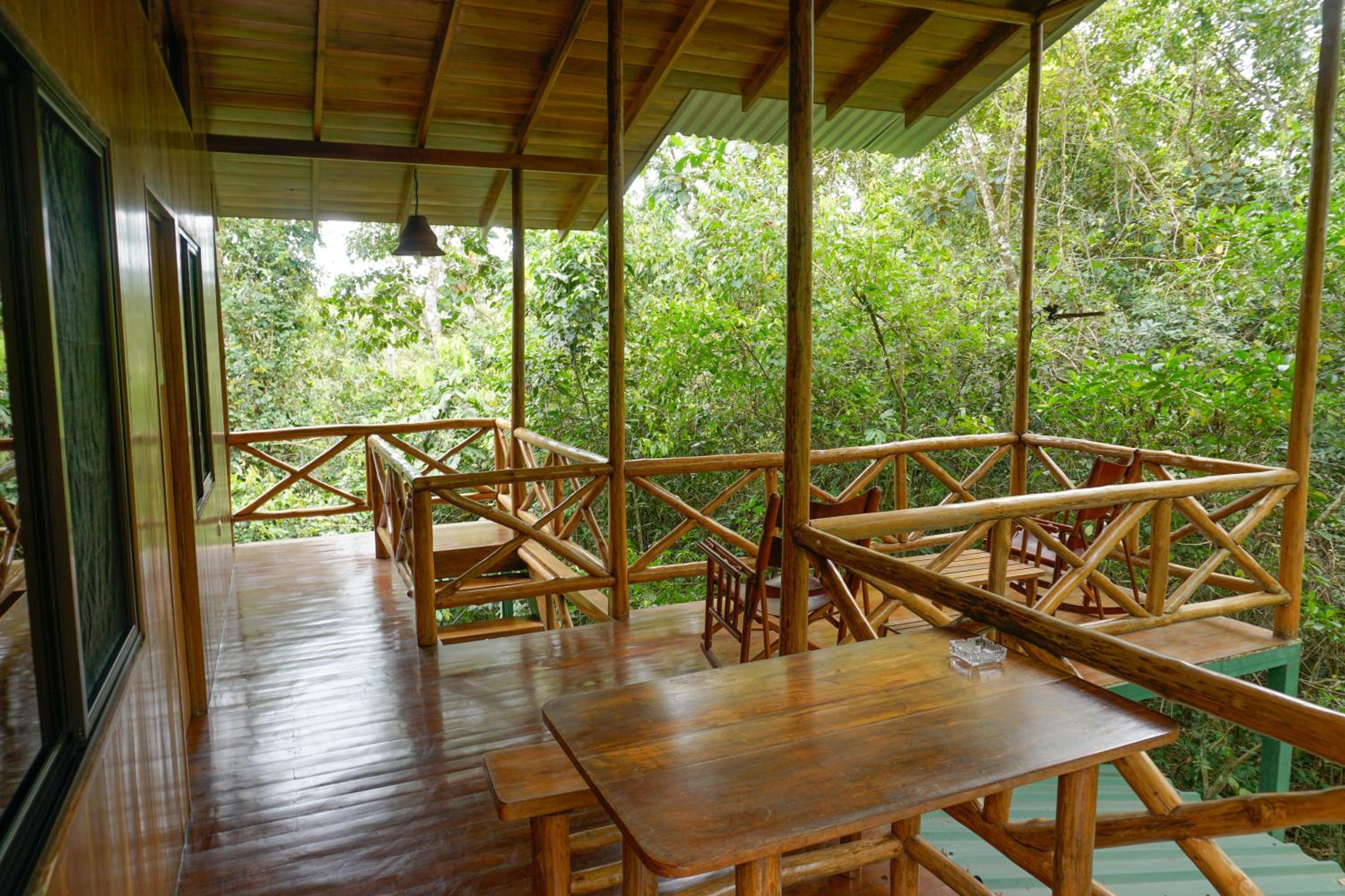 Deluxe Double Room with Balcony photo 3