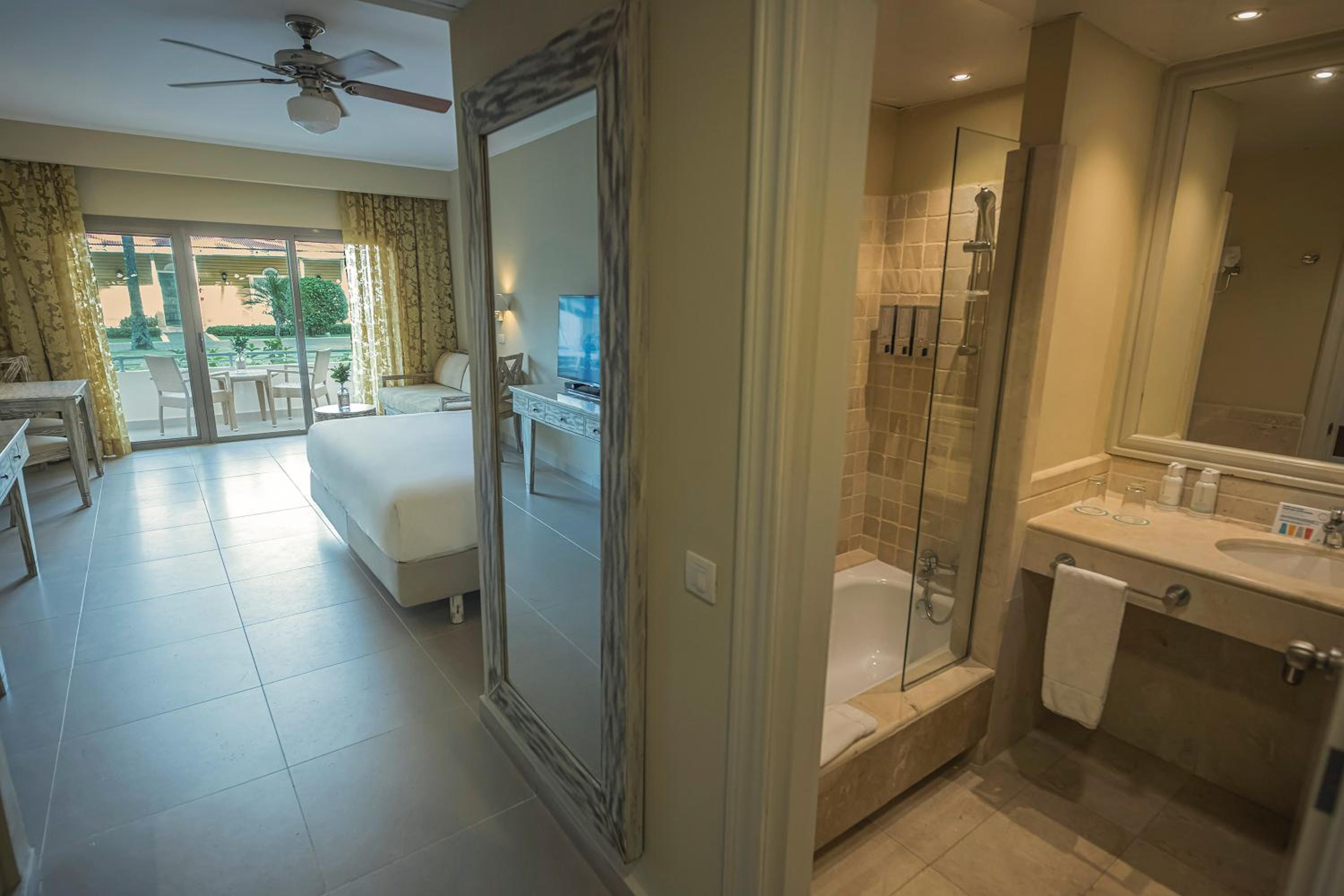 Premium Room Single Use photo 2
