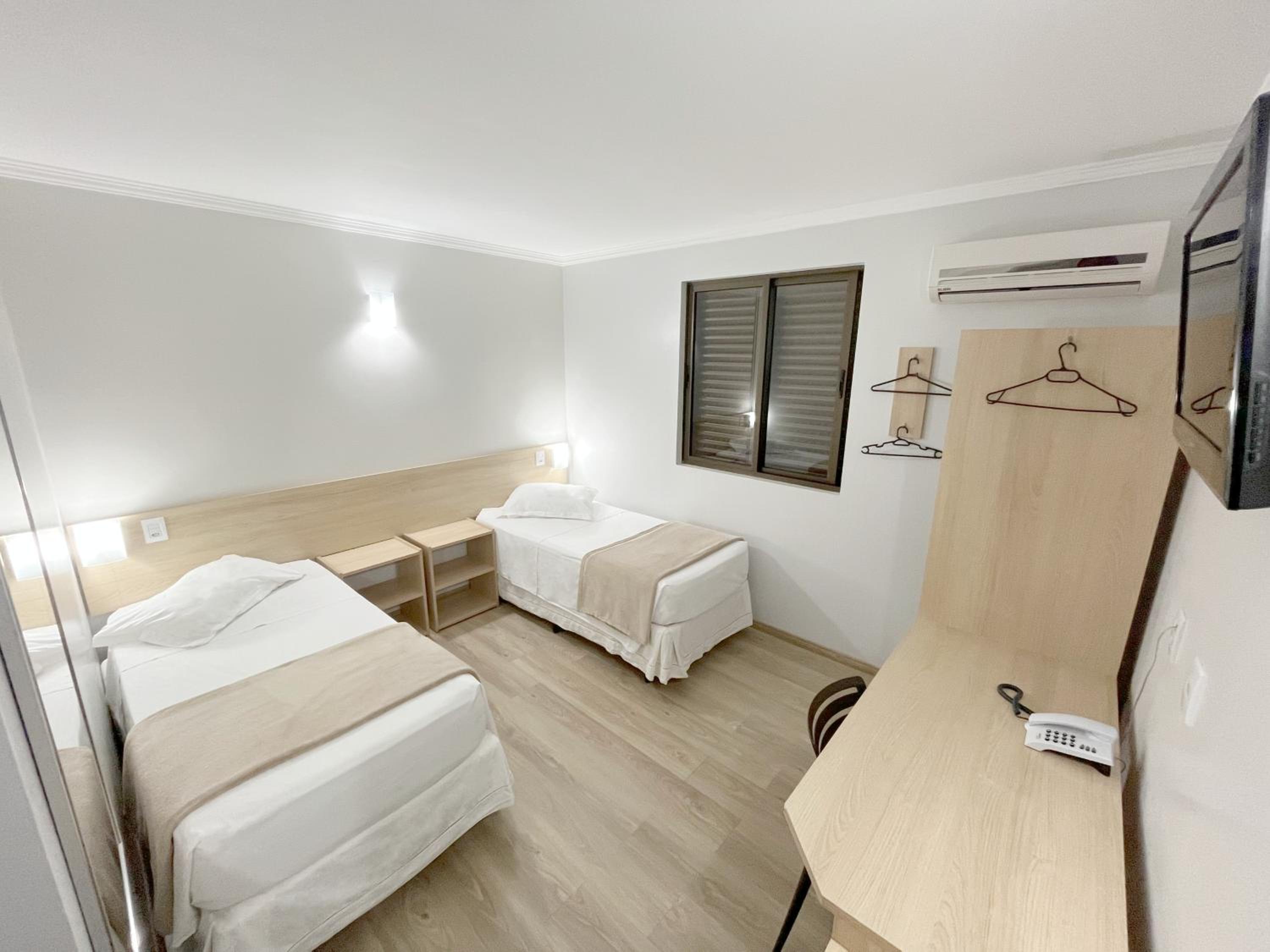 Twin Room photo 2