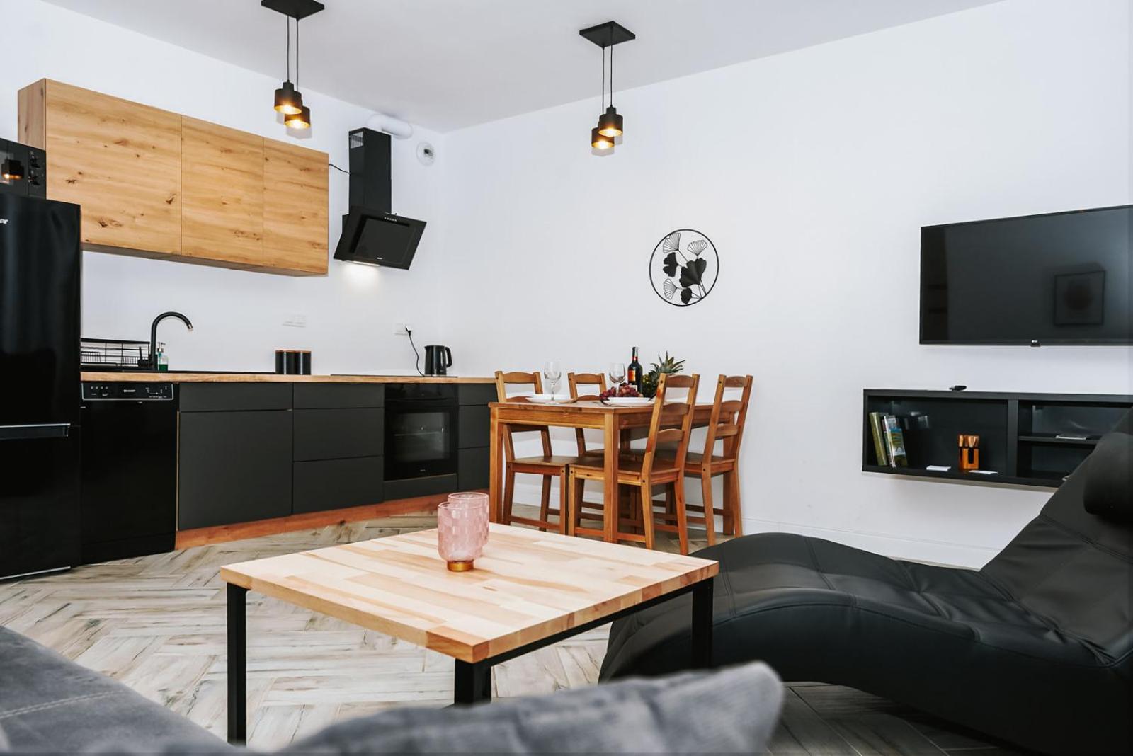 One-Bedroom Apartment - Photo 18