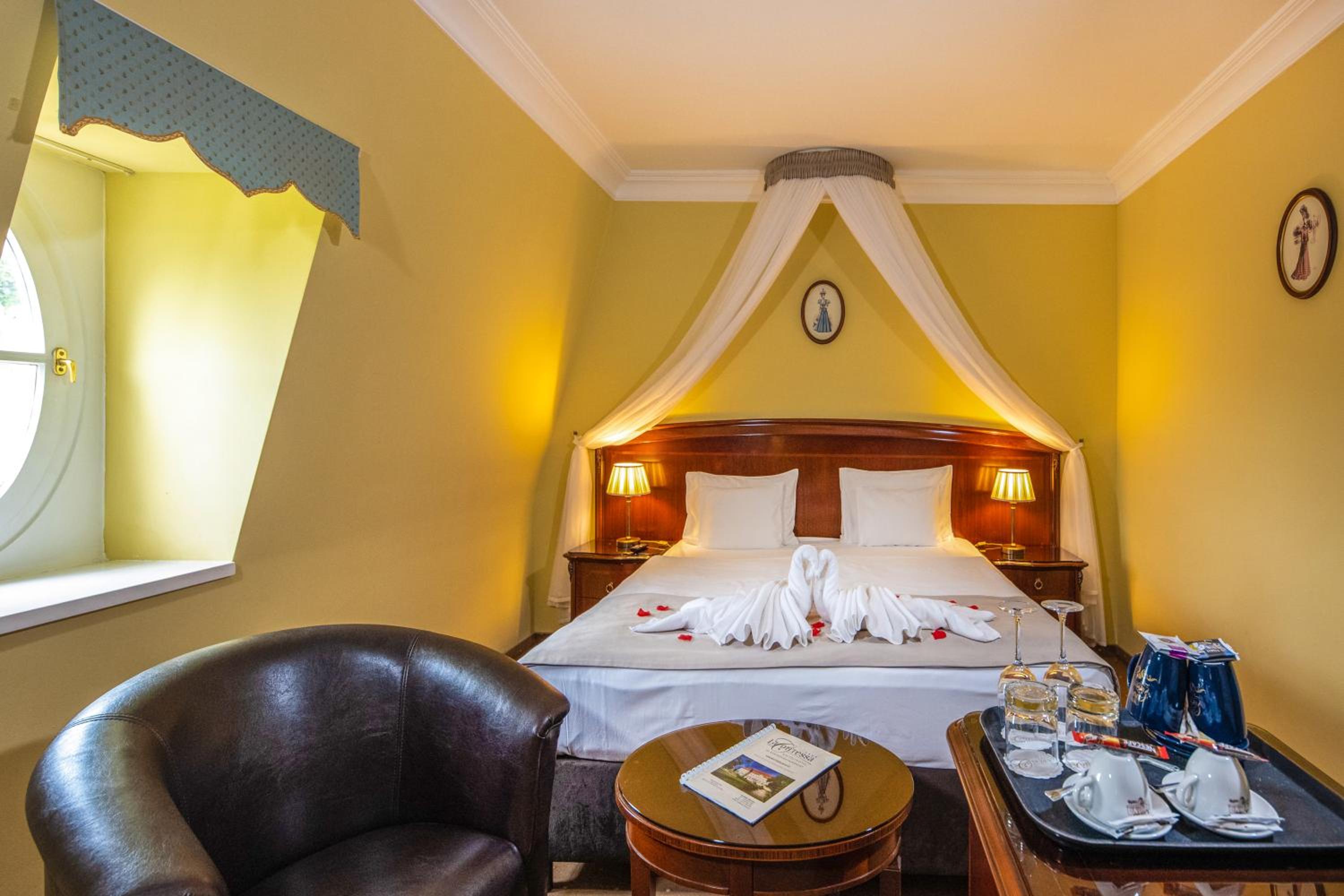 Superior Double Room Manzard - Castle photo 1