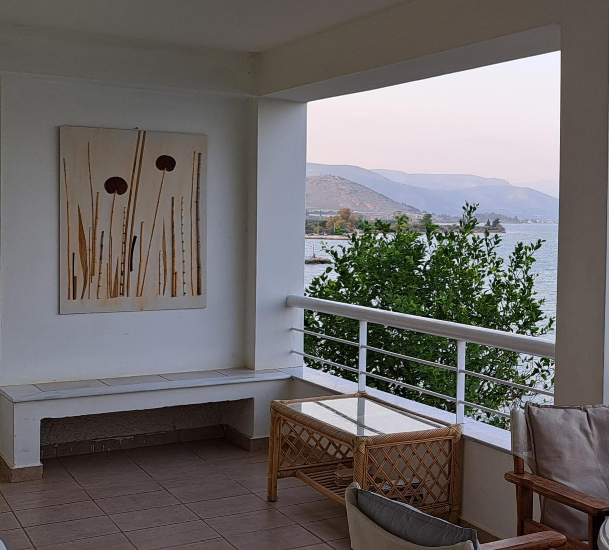 Apartment With Sea View photo 3