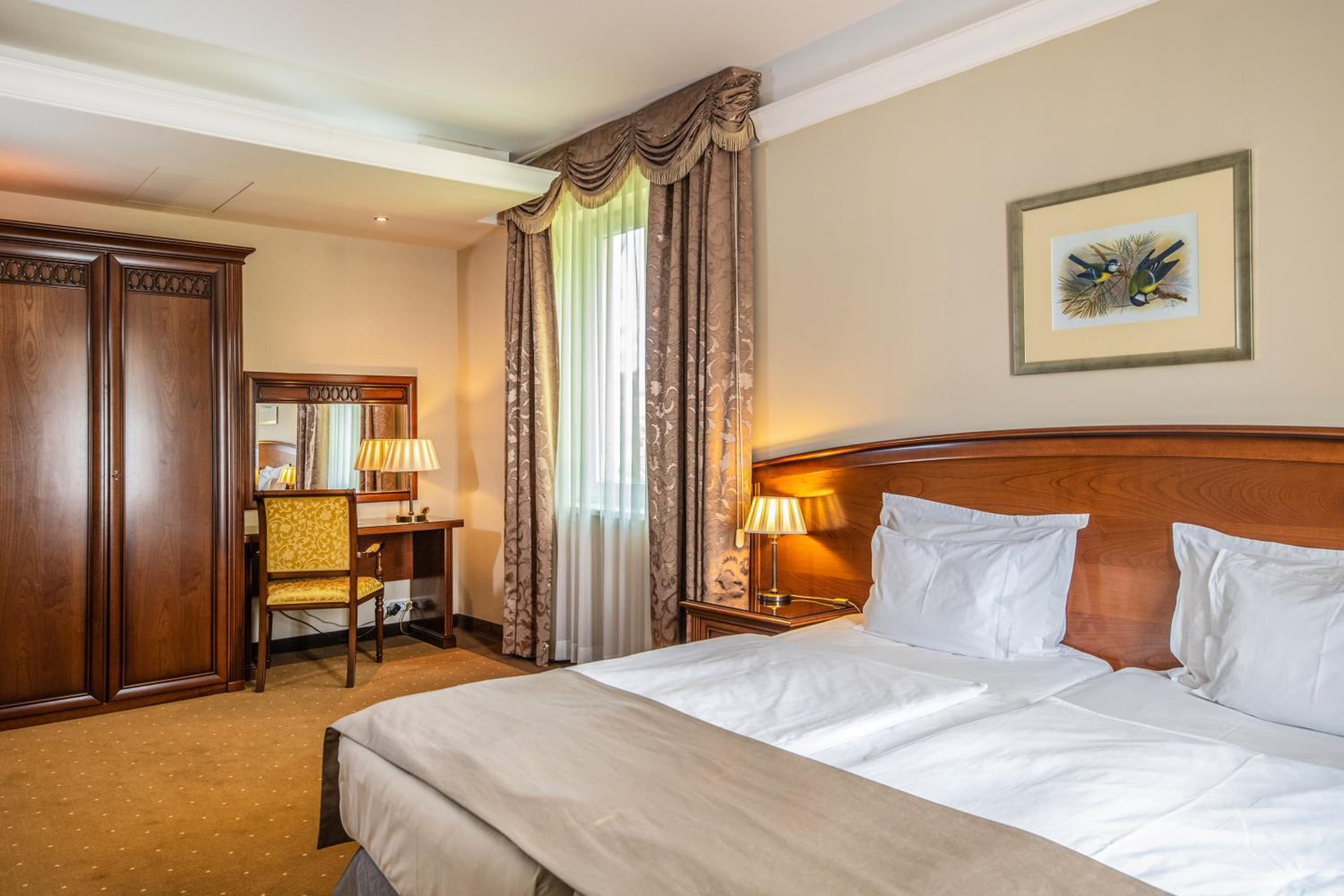 Classic Room - Manor House  photo 2