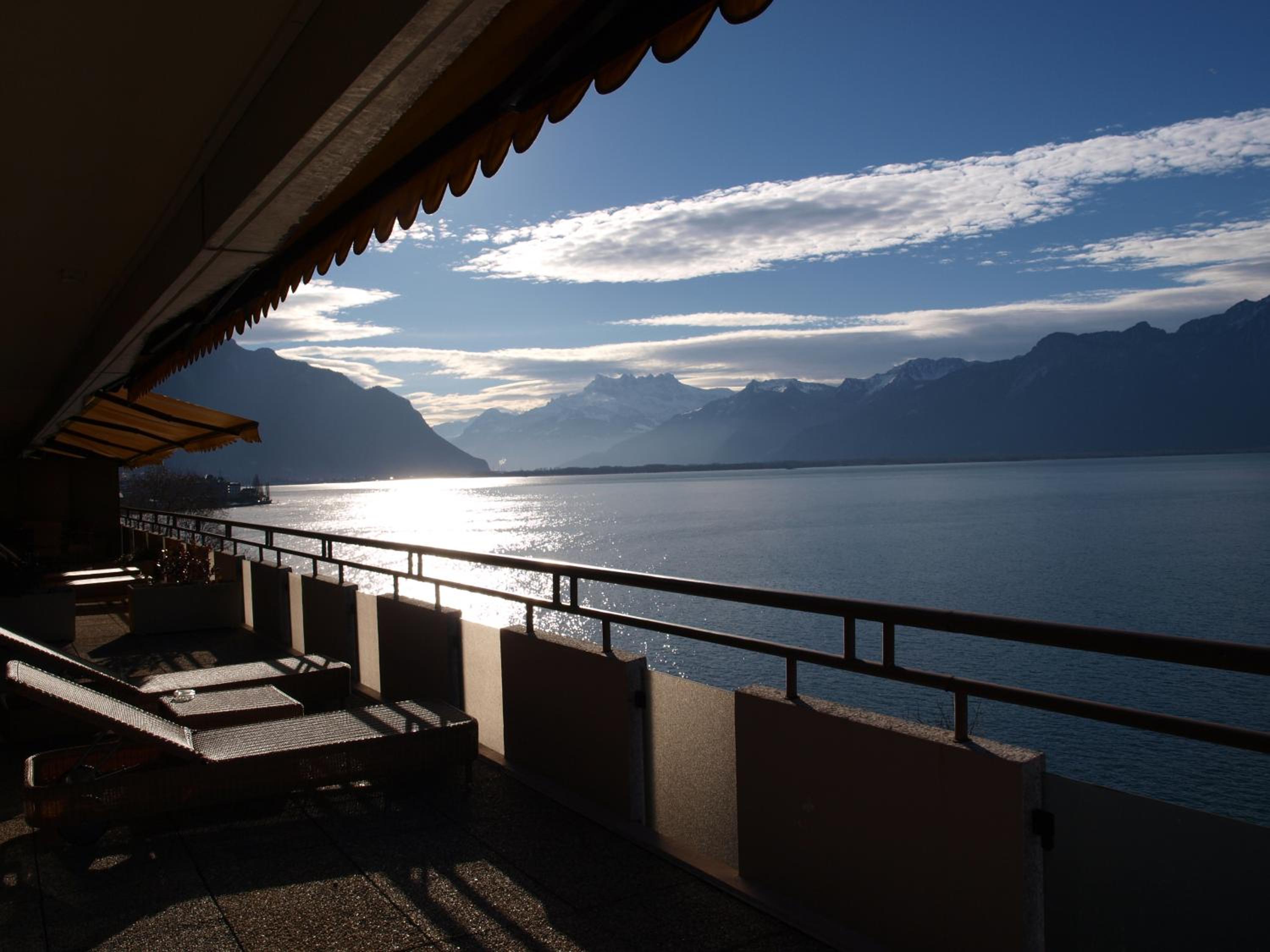 Presidential Suite with Lake View and Terrace