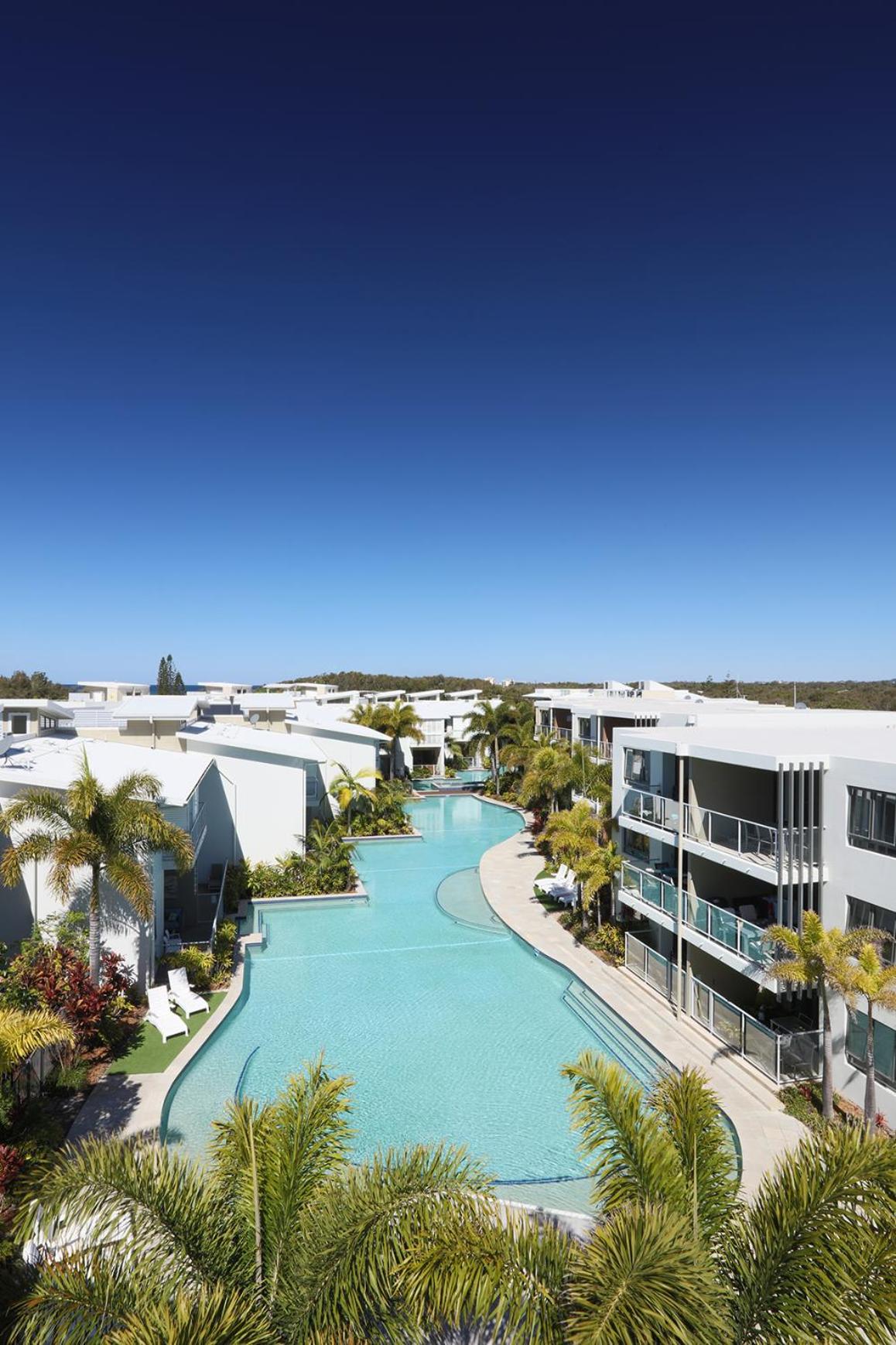 One-Bedroom Apartment with Pool View